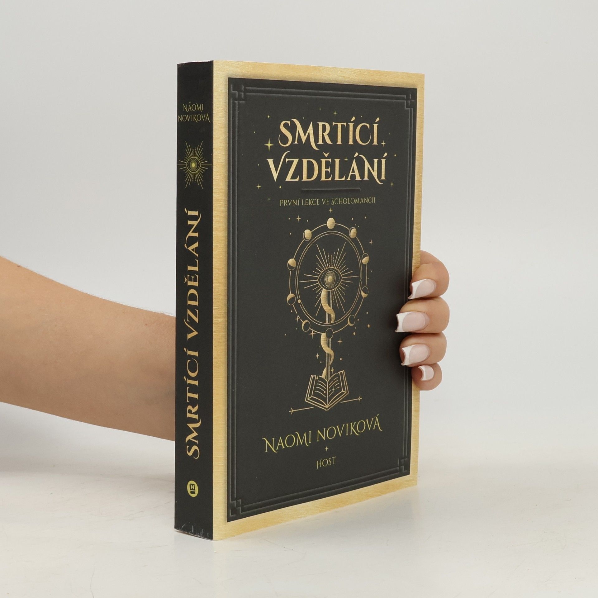 Naomi Novik Smrtící vzdělání. První lekce ve Scholomancii