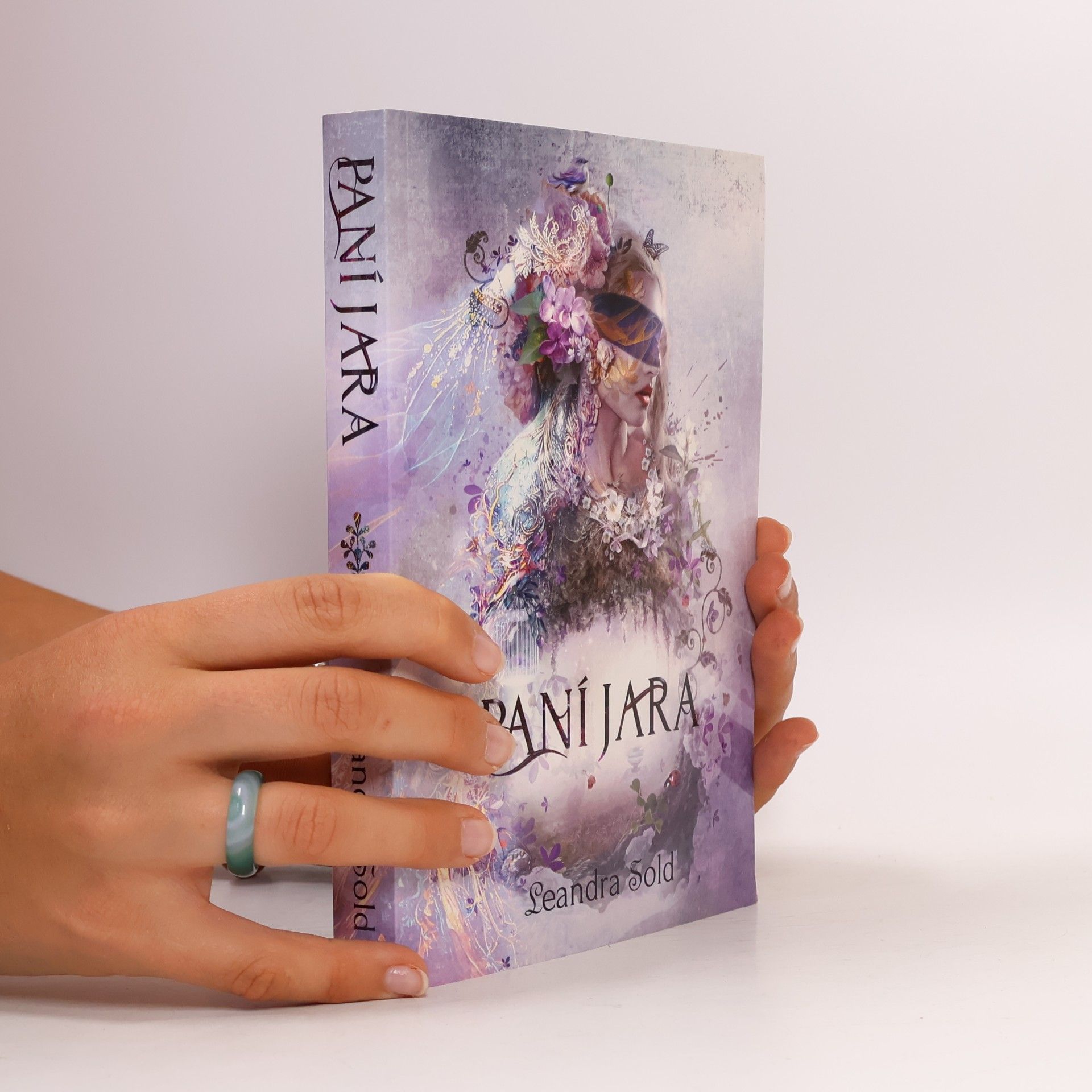 Leandra Sold Paní jara