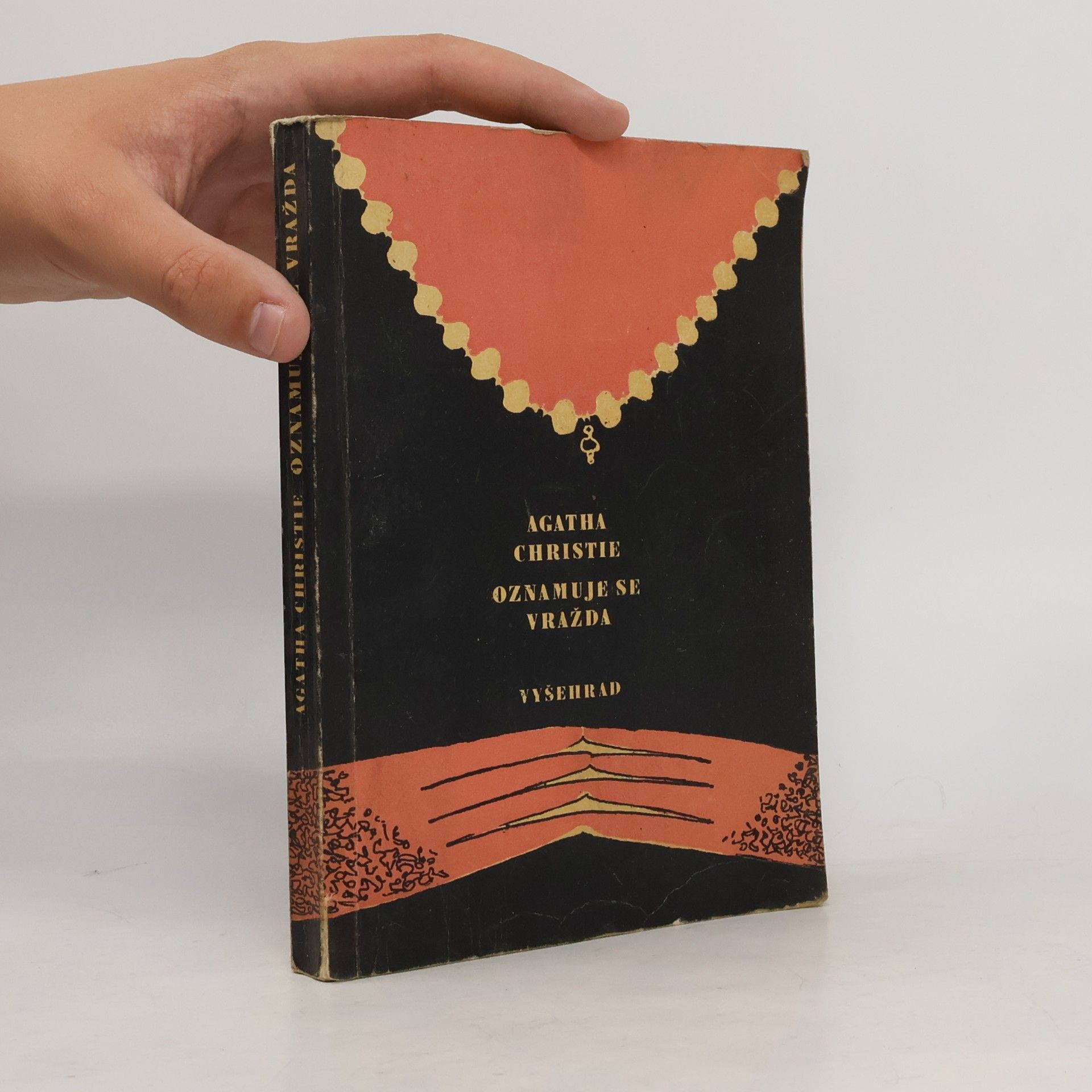 Agatha Christie Oznamuje se vražda
