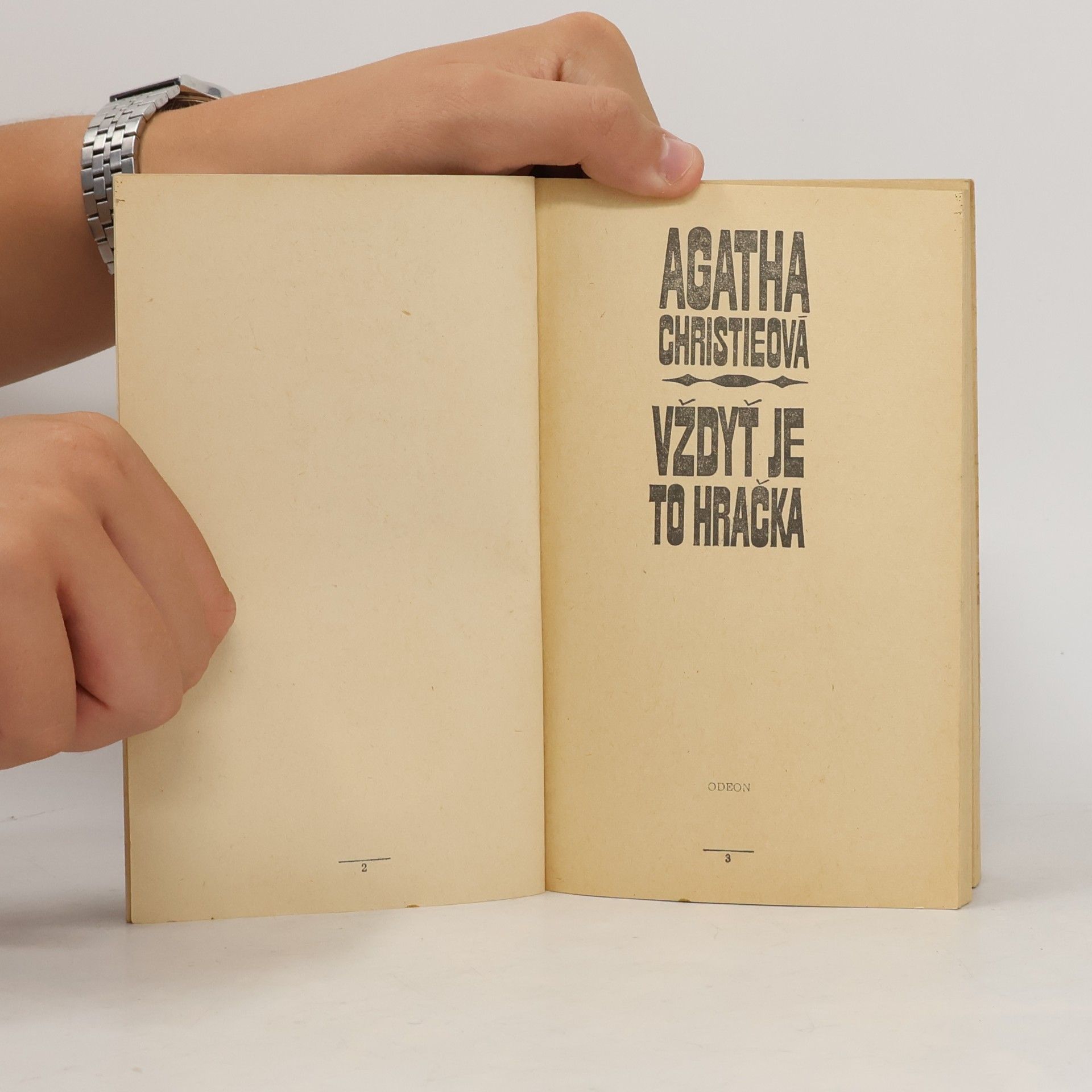 Agatha Christie Vždyť je to hračka