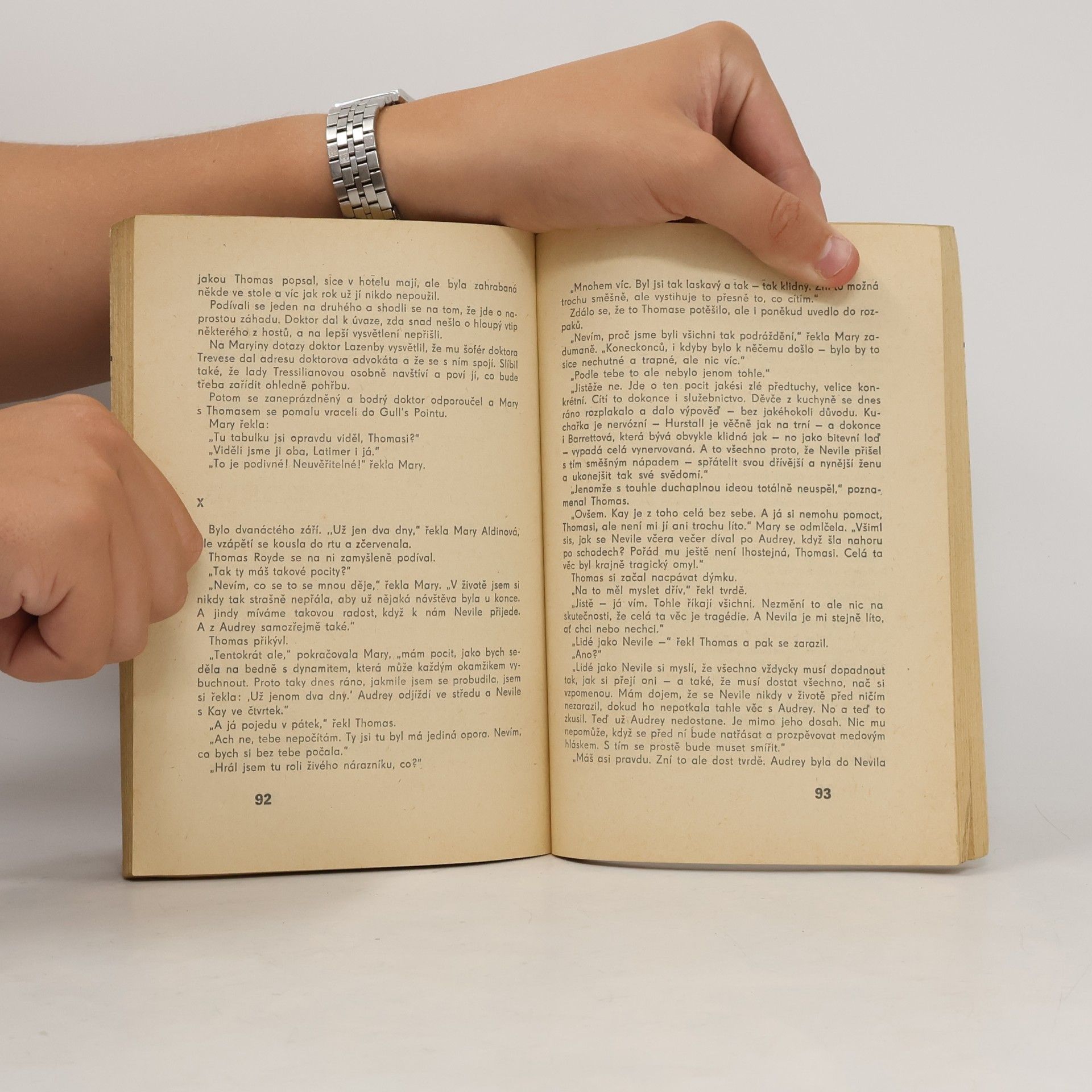 Agatha Christie Nultá hodina