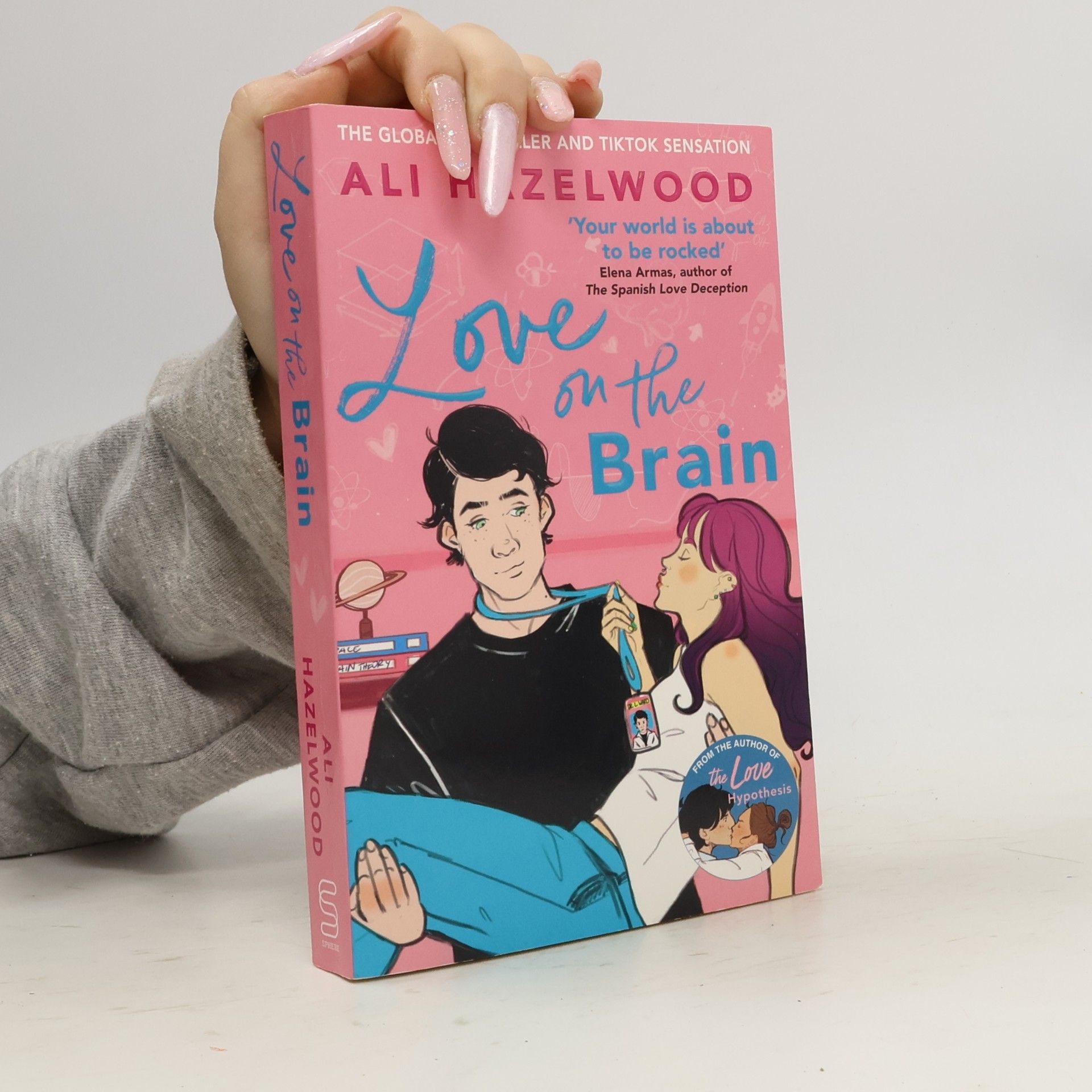 Ali Hazelwood Love on the Brain