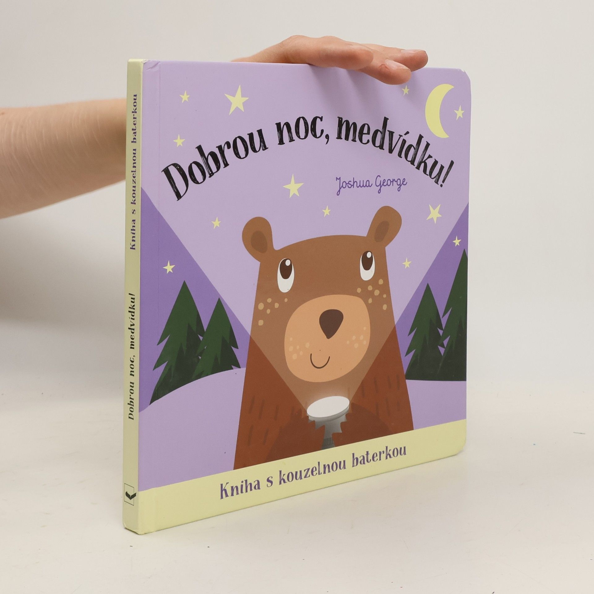 Zhanna Ovocheva Dobrou noc, medvídku! : kniha s kouzelnou baterkou