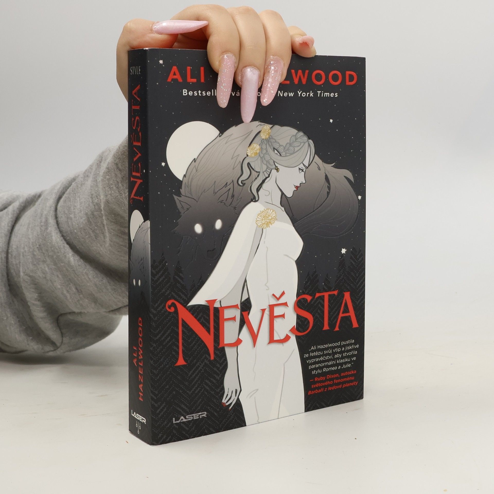 Ali Hazelwood Nevěsta