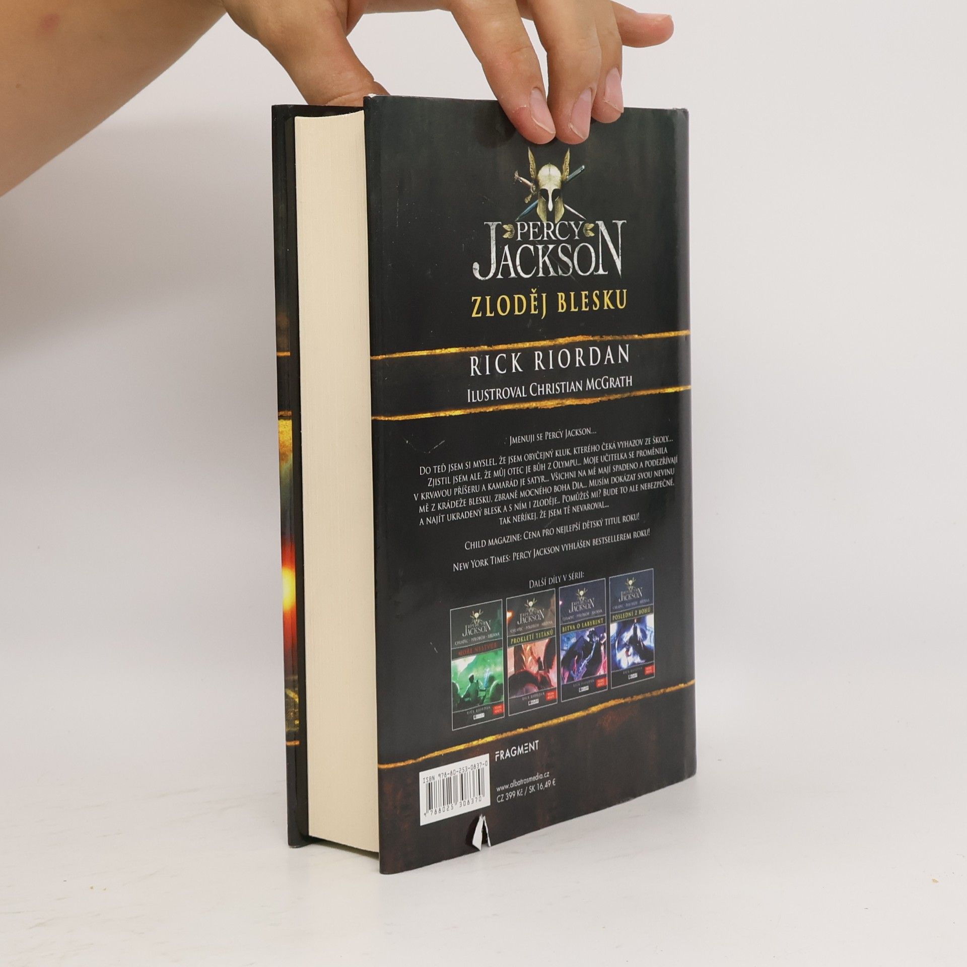 Rick Riordan Percy Jackson. Zloděj blesku