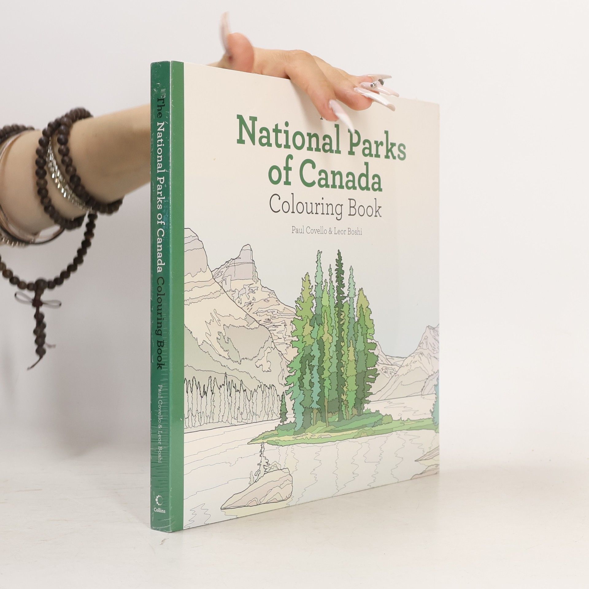Leor Boshi National Parks of Canada Colouring Book