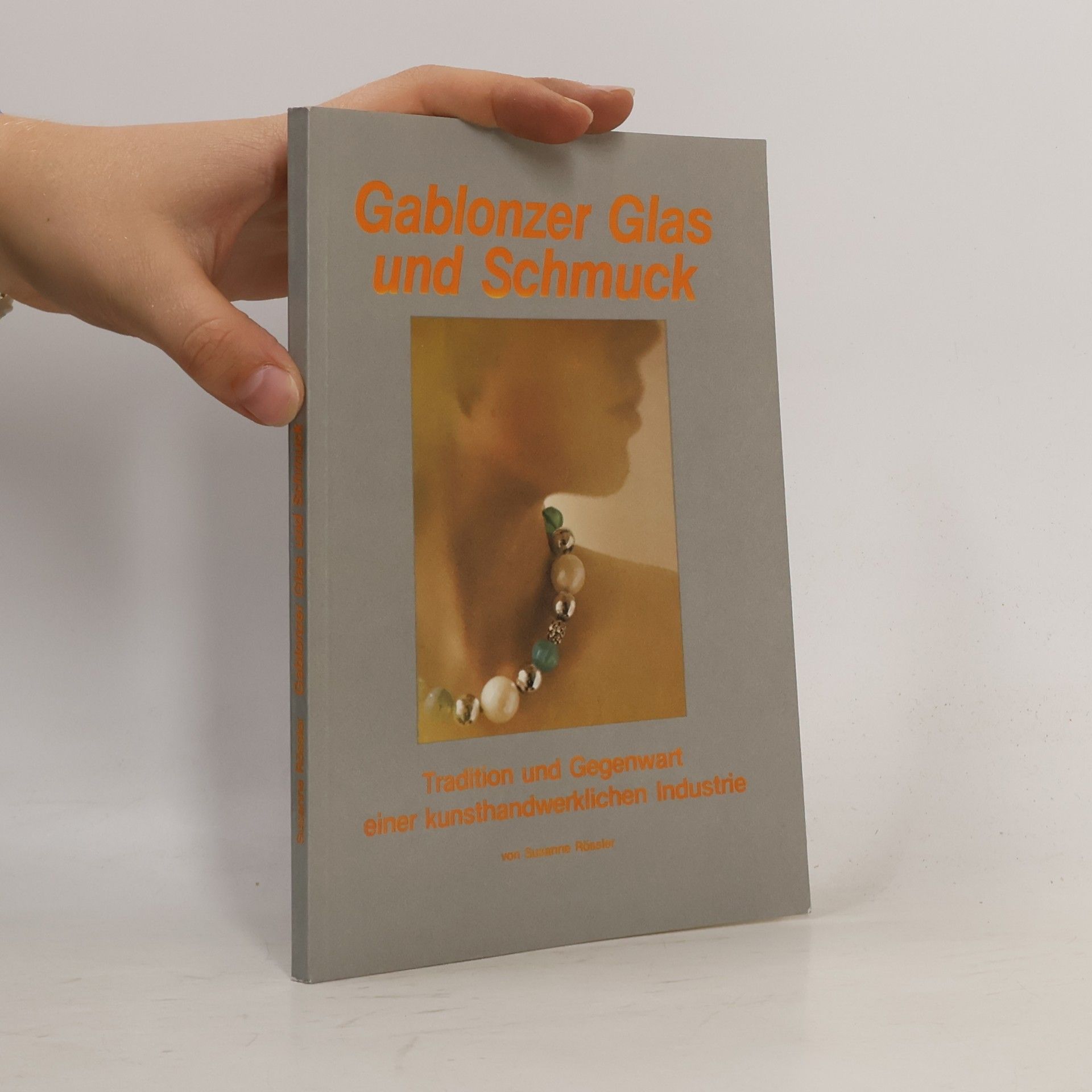 Gablonzer Glas und Schmuck