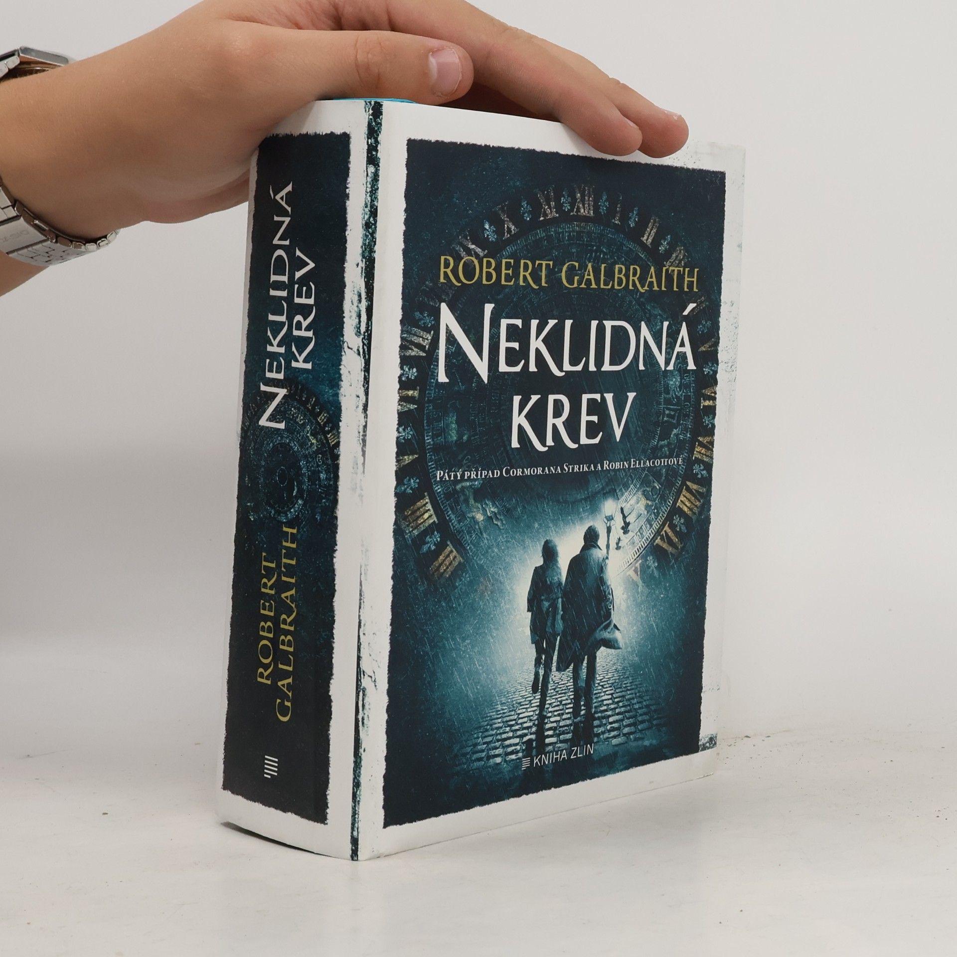 Joanne K. Rowlingová Neklidná krev