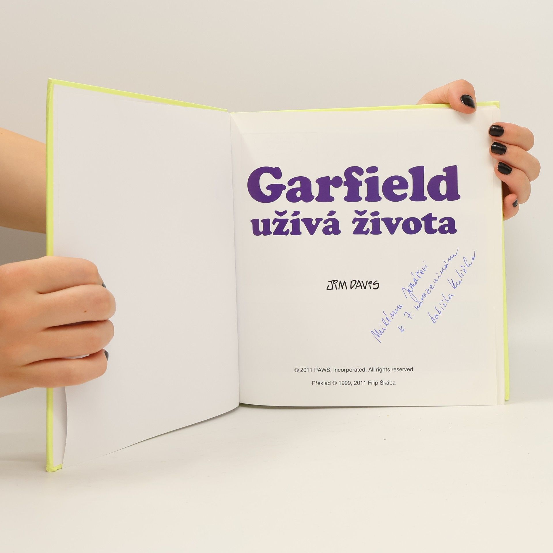 Jim Davis Garfield užívá života