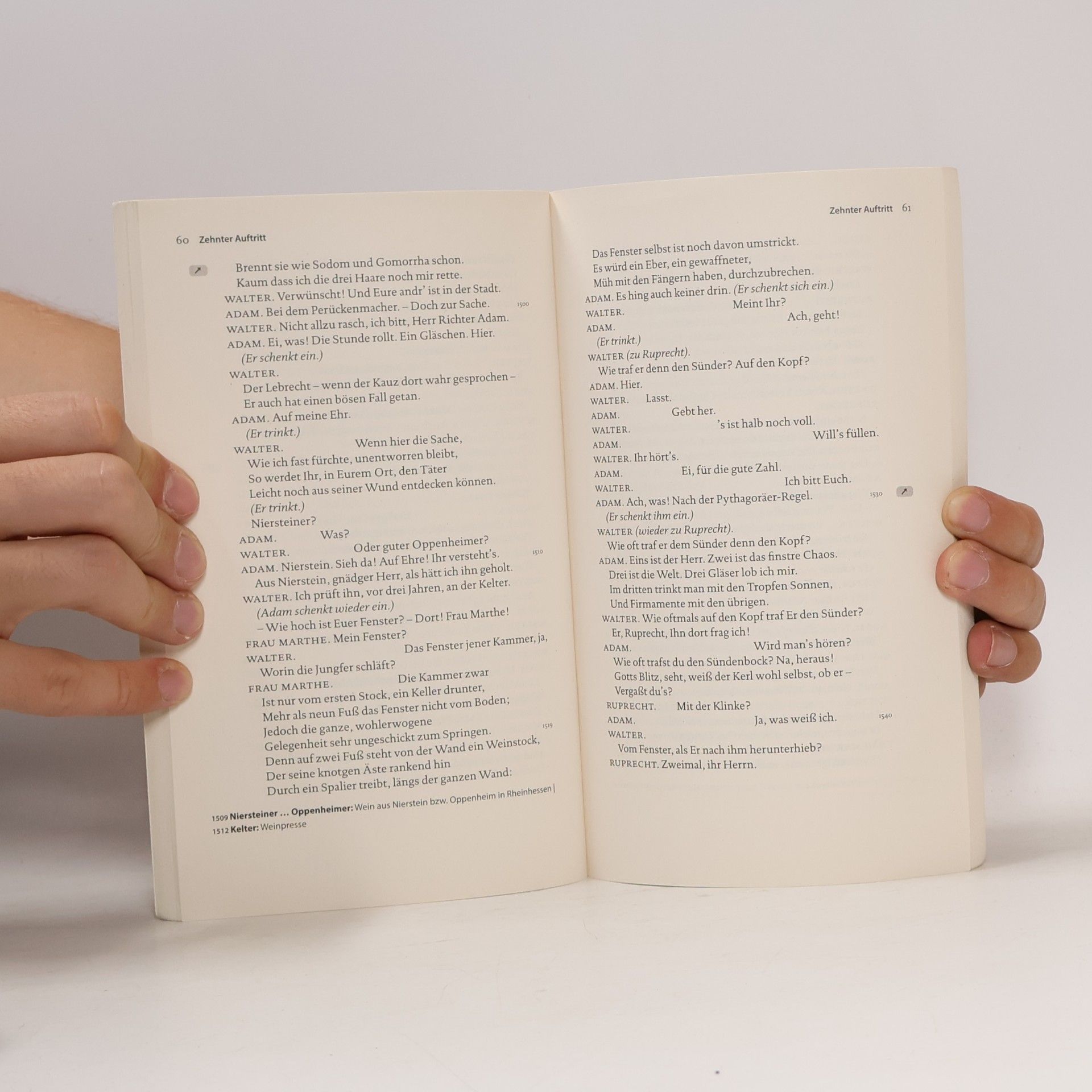 Heinrich von Kleist Der zerbrochne Krug. Textausgabe mit Kommentar und Materialien