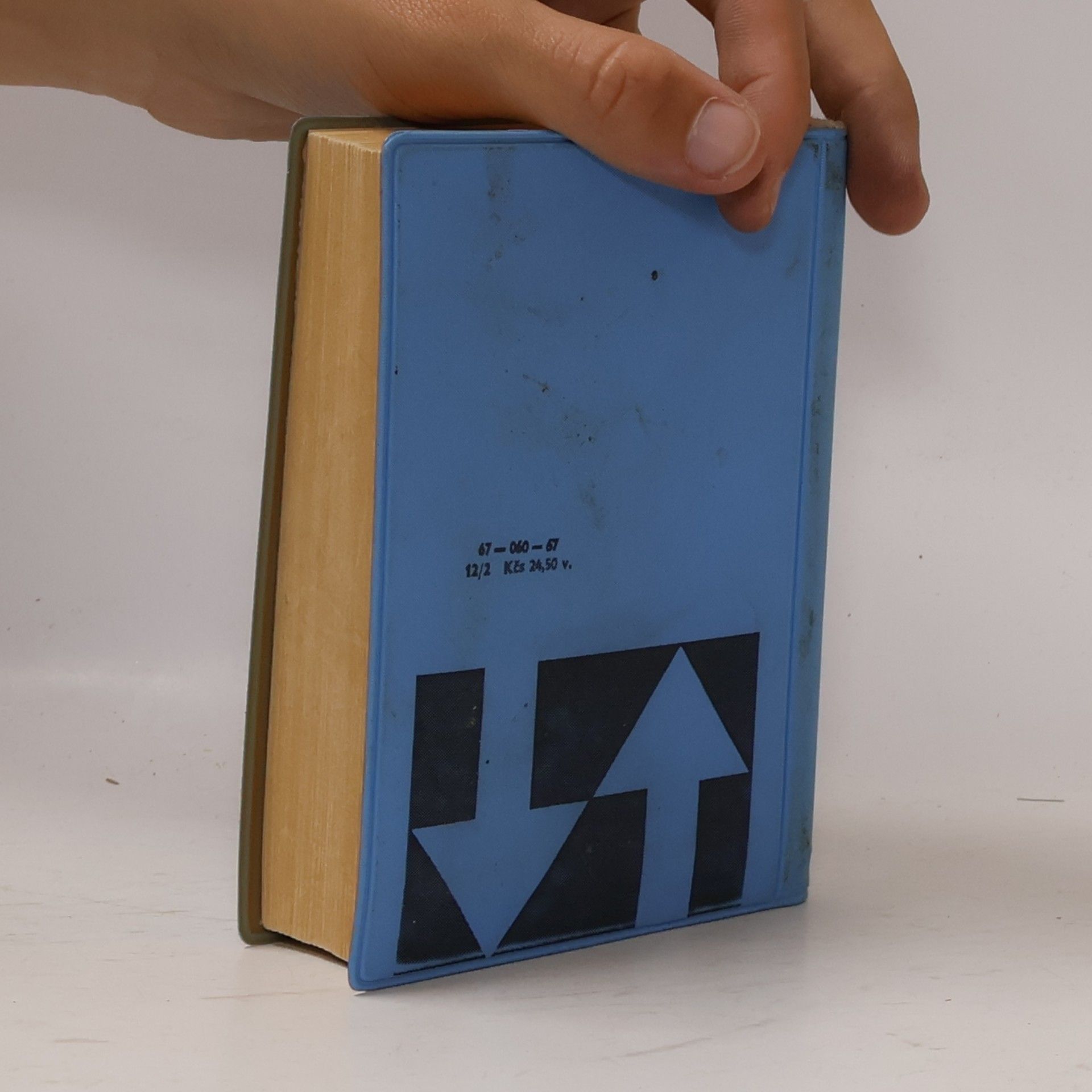 Jana Smejkalová Anglicko-slovenský a slovensko-anglický vreckový slovník. English-Slovak and Slovak-English Pocket Dictionary