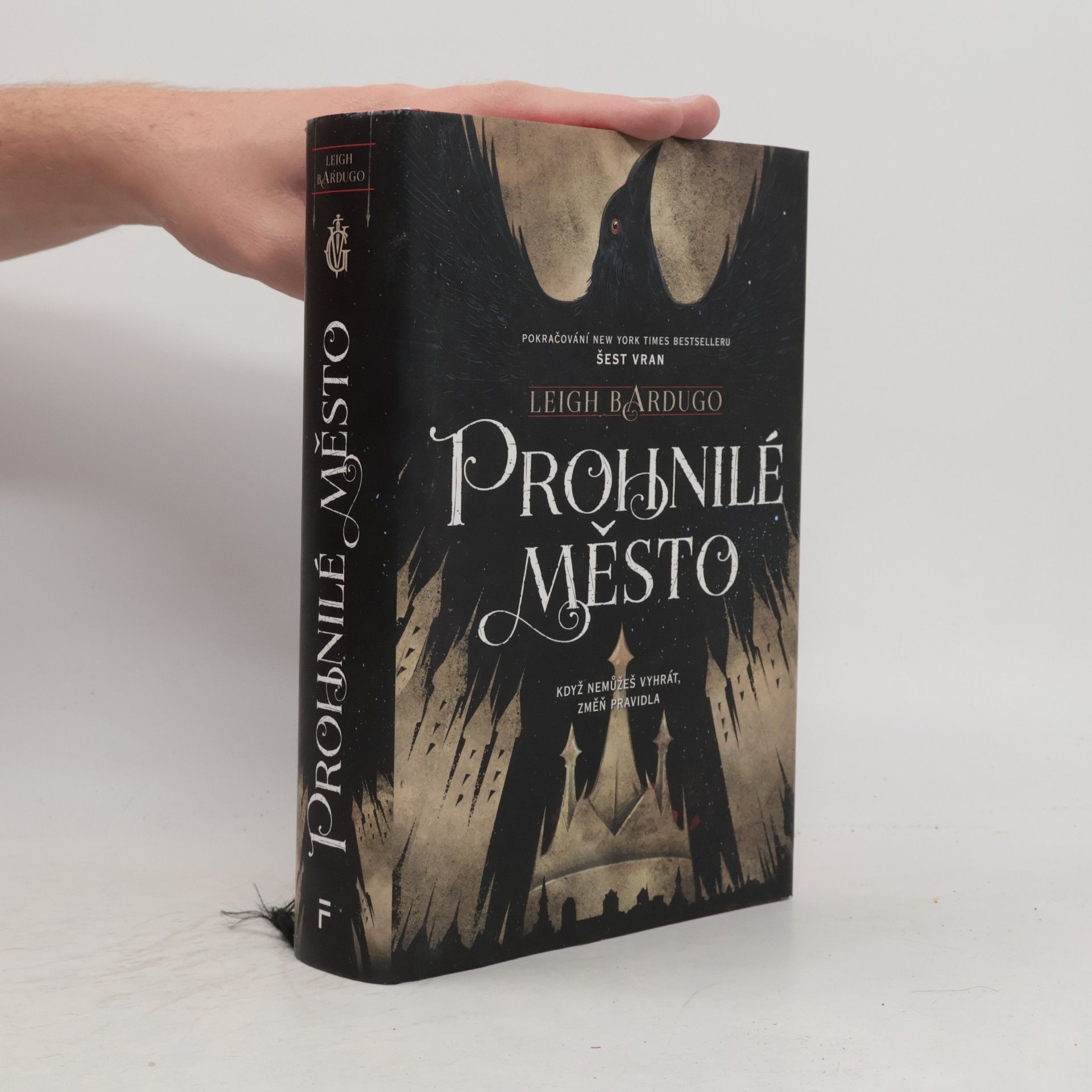 Leigh Bardugo Prohnilé město
