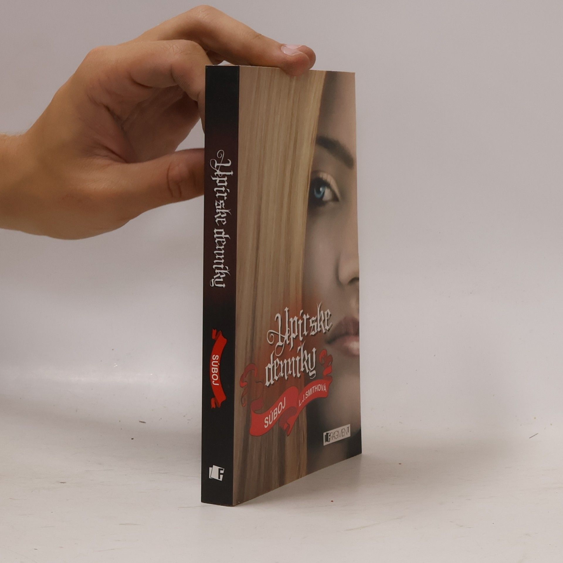 L. J. Smithová  Upírske denníky 2. Súboj
