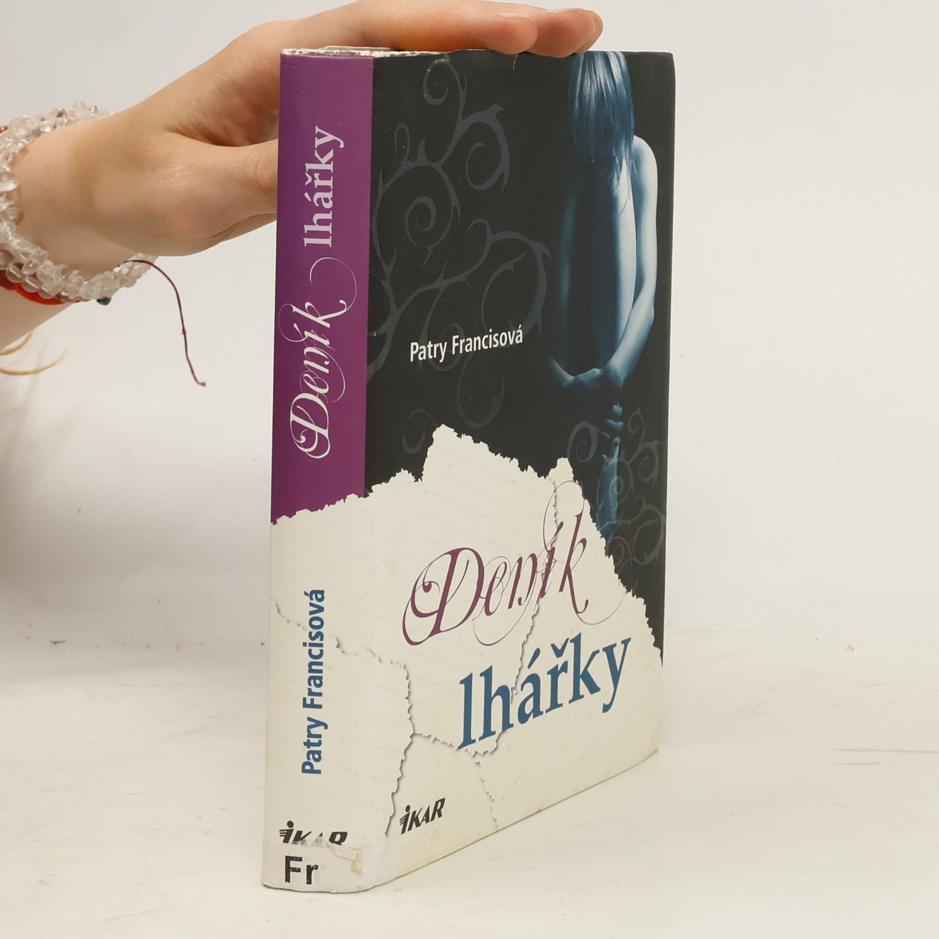 Patry Francis Deník lhářky