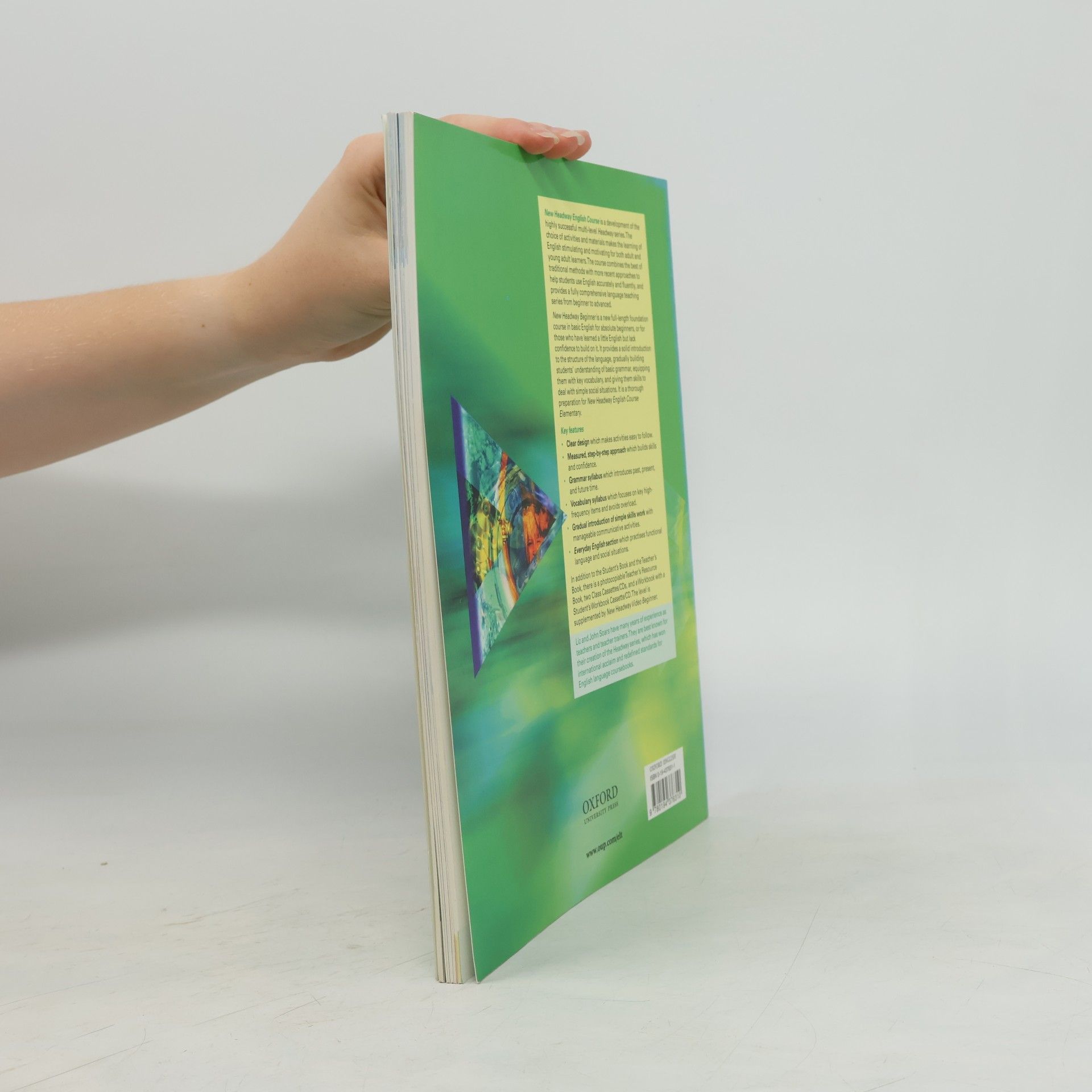 Liz Soars New headway English course. Beginner. Student's book