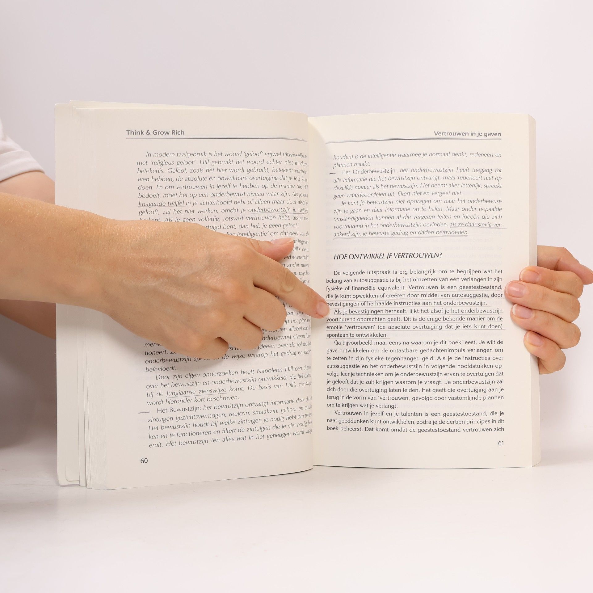 Napoleon Hill Invictus Library: Think and Grow Rich: Nederlandse Editie voor de 21e Eeuw