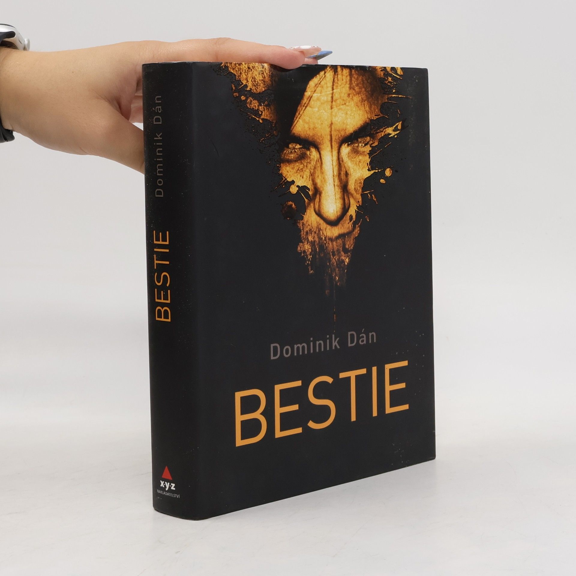 Dominik Dán Bestie