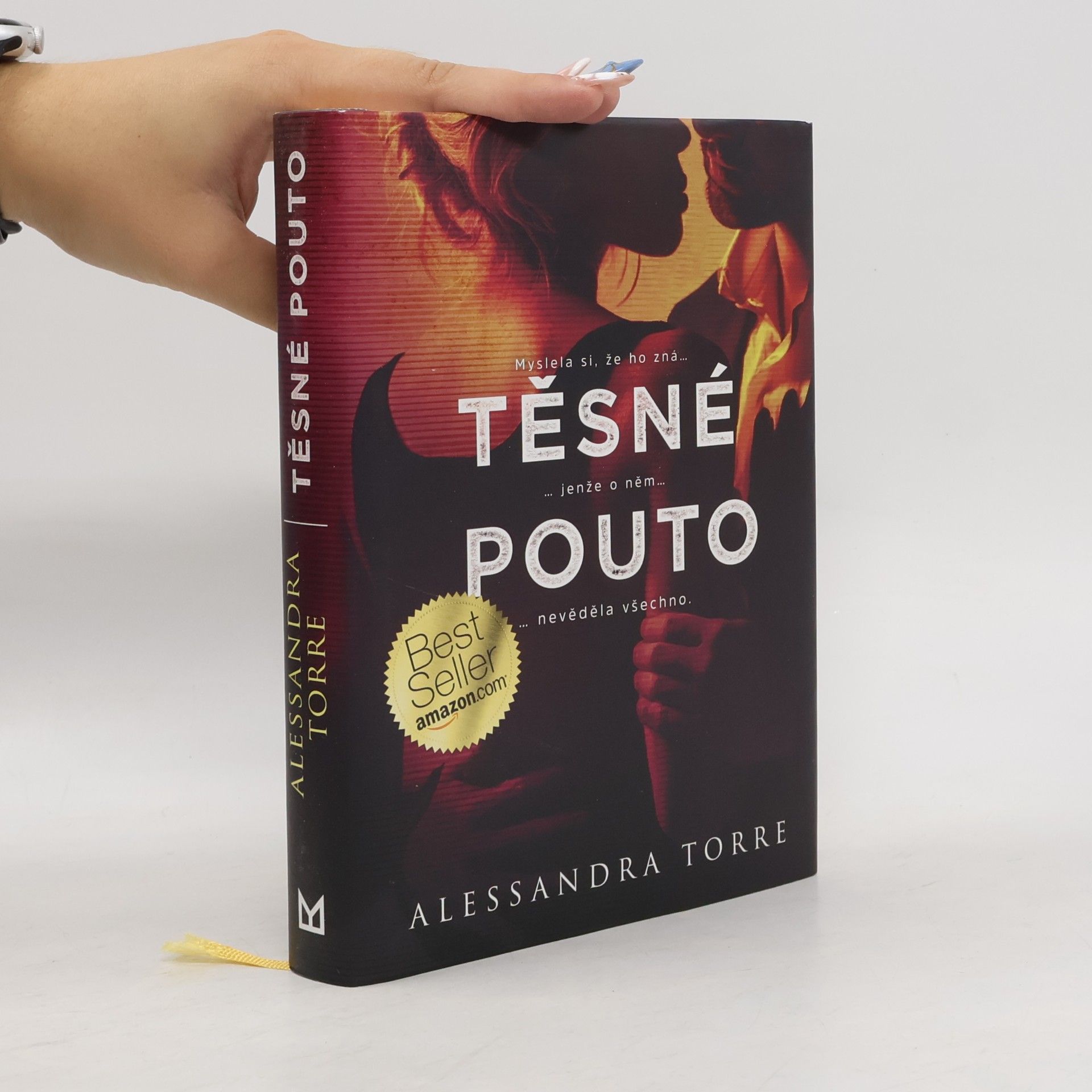 Alessandra Torre Těsné pouto