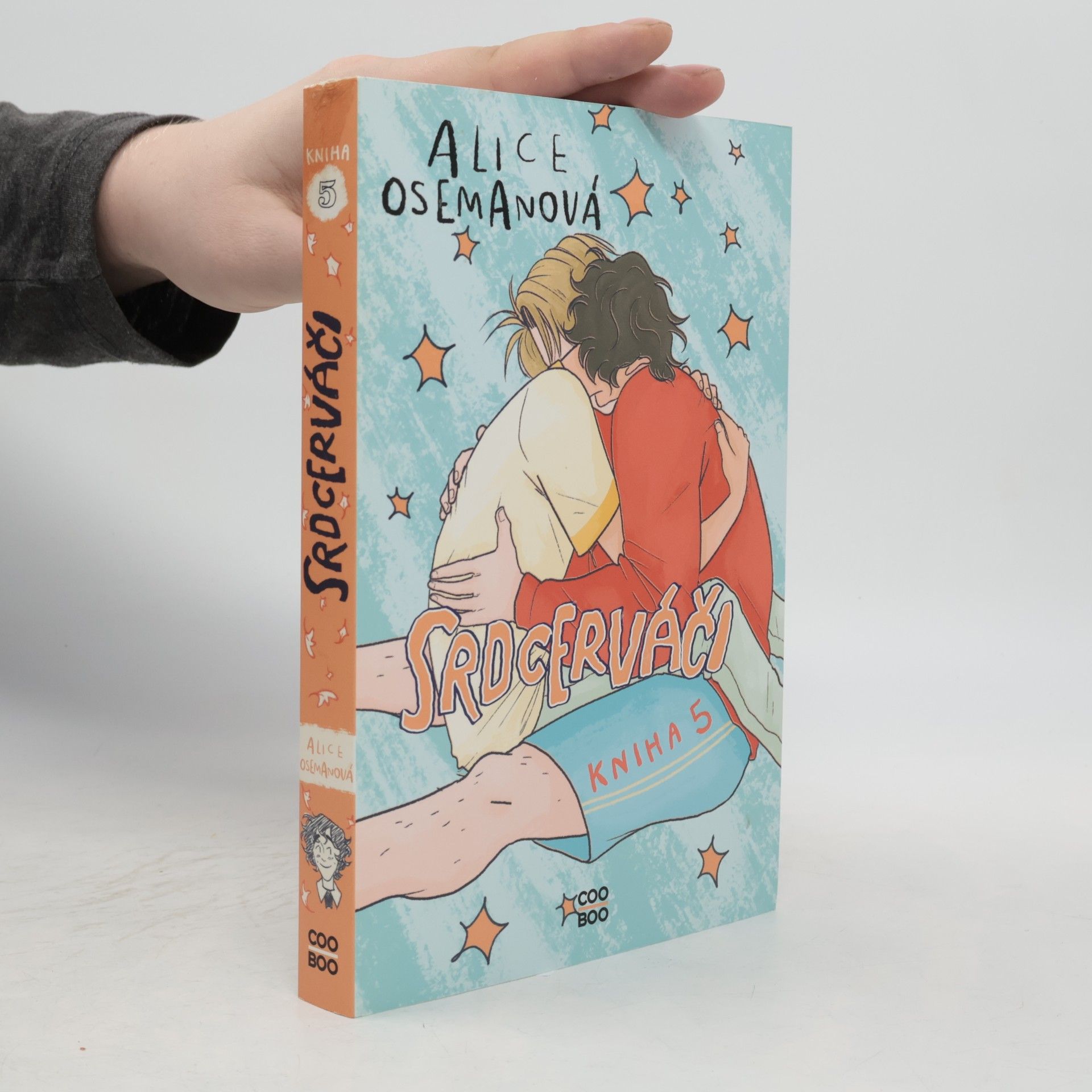 Alice Oseman Srdcerváči. Kniha 5