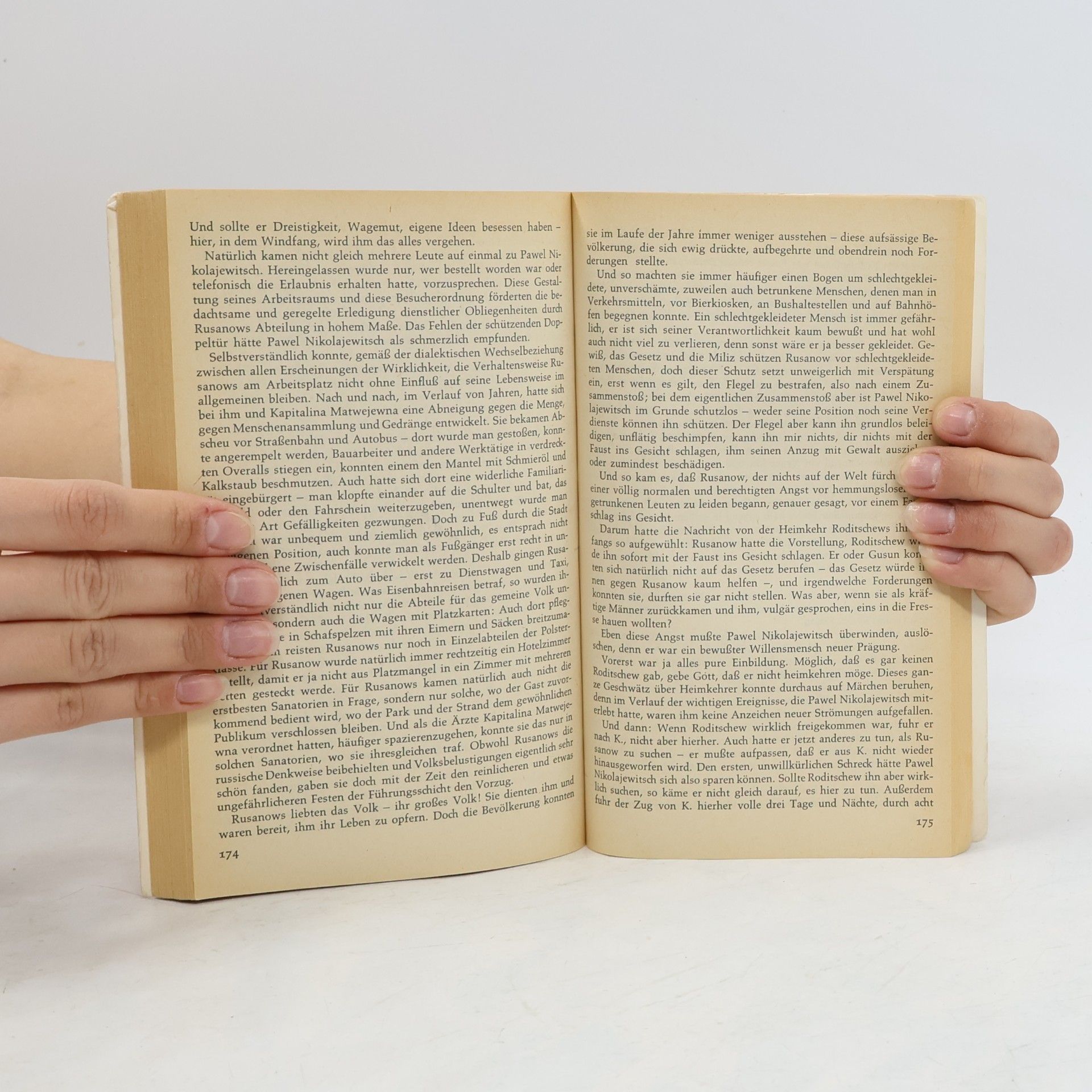 Aleksandr Isajevič Solženicyn Krebsstation. Roman in zwei Büchern. Buch 1