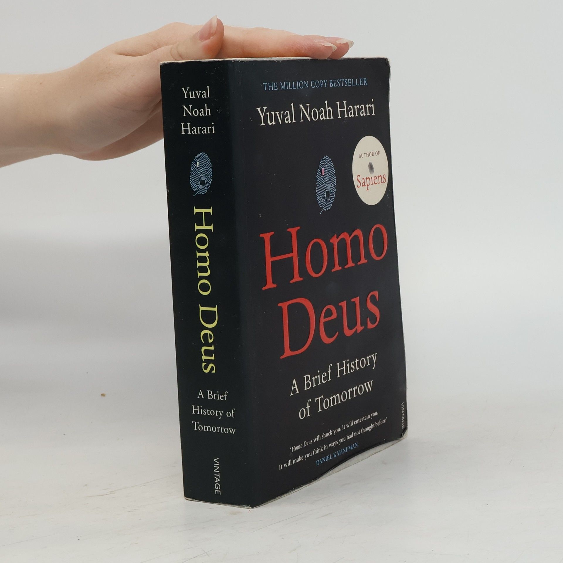 Yuval Harari Homo Deus. A Brief History of Tomorrow