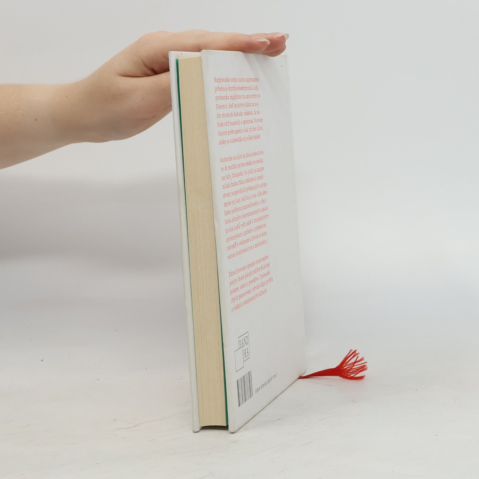 Elena Ferrante Temná dcéra