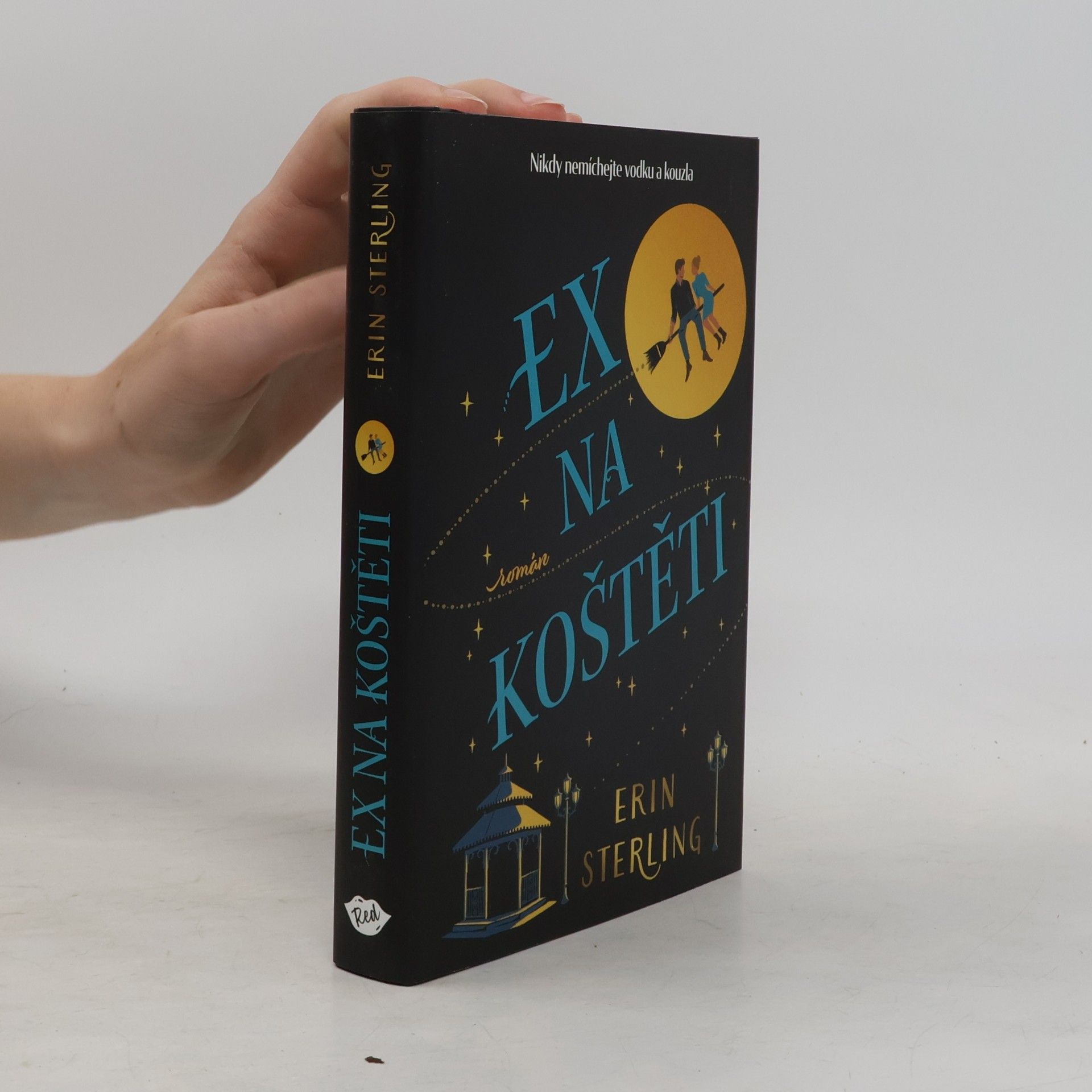 Rachel Hawkins Ex na koštěti