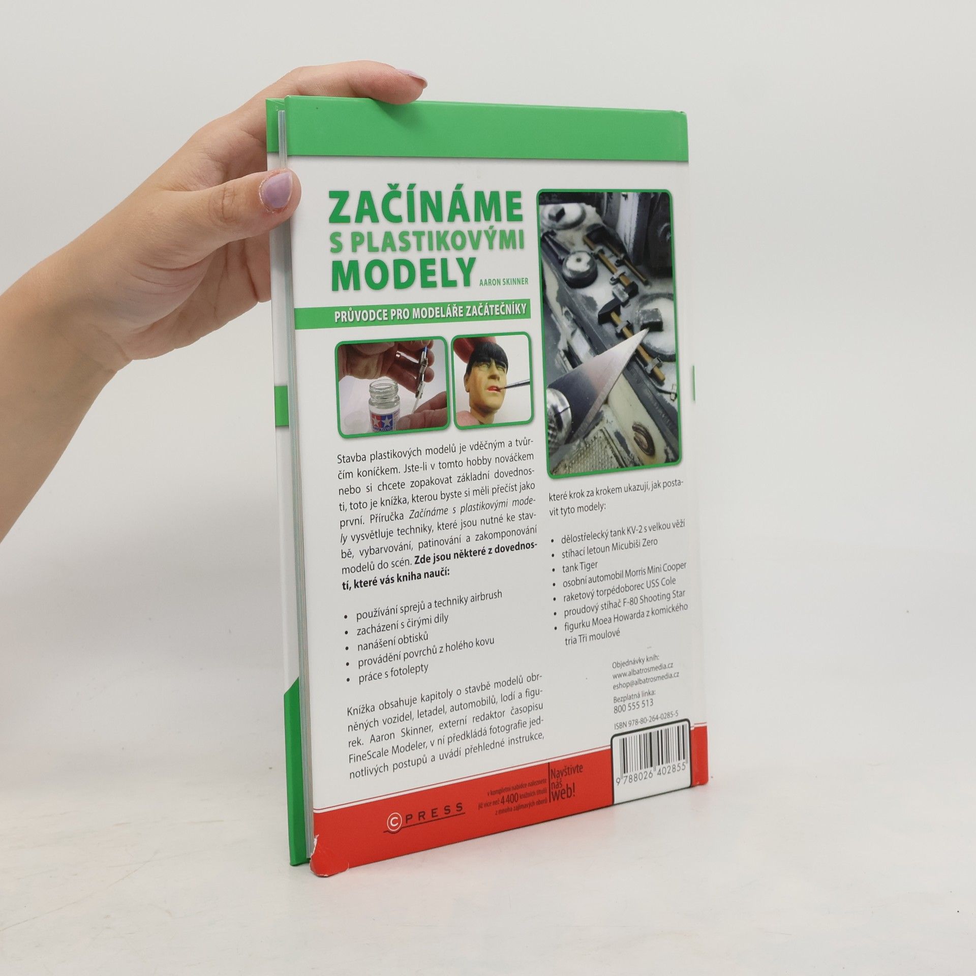 Aaron Skinner Začínáme s plastikovými modely. Průvodce pro modeláře začátečníky