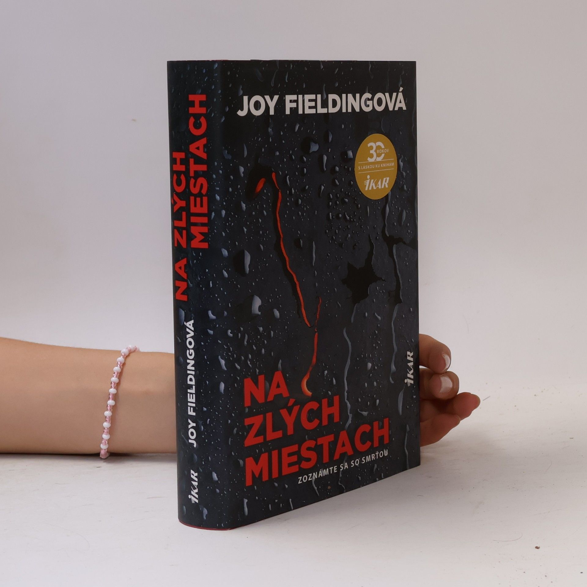 Joy Fielding Na zlých miestach
