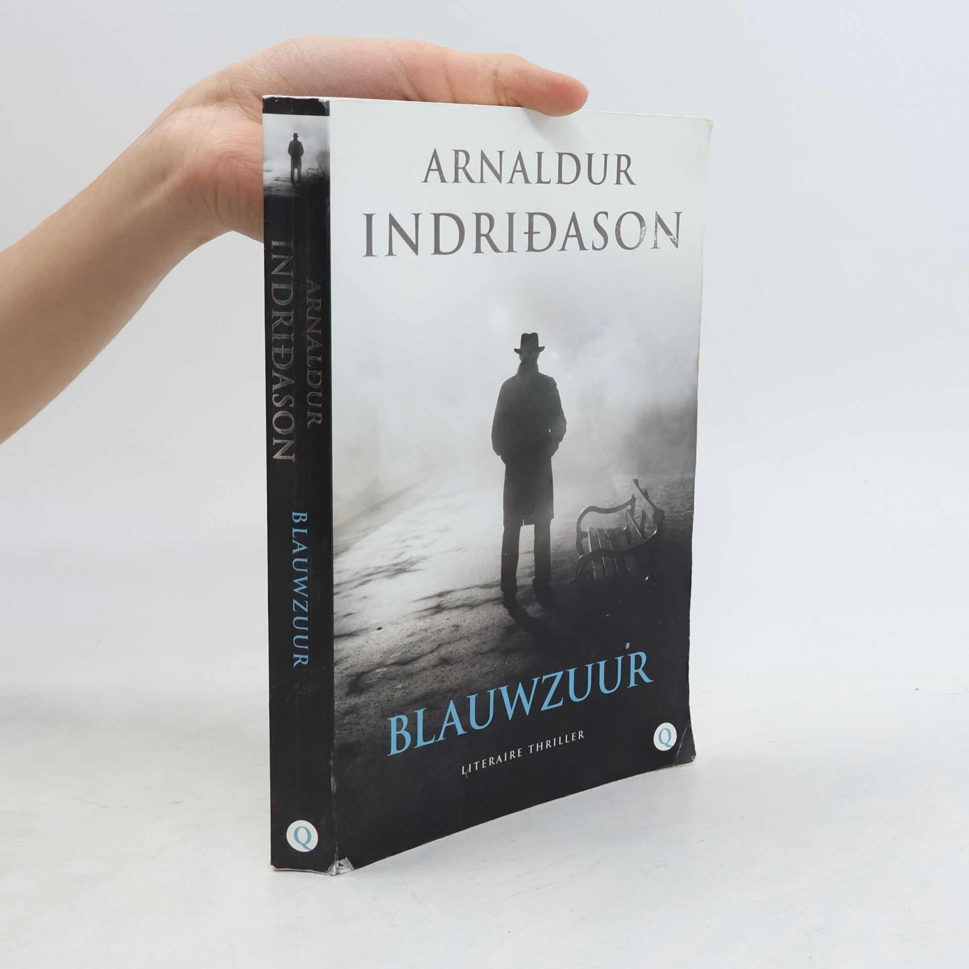 Arnaldur Indriðason Blauwzuur