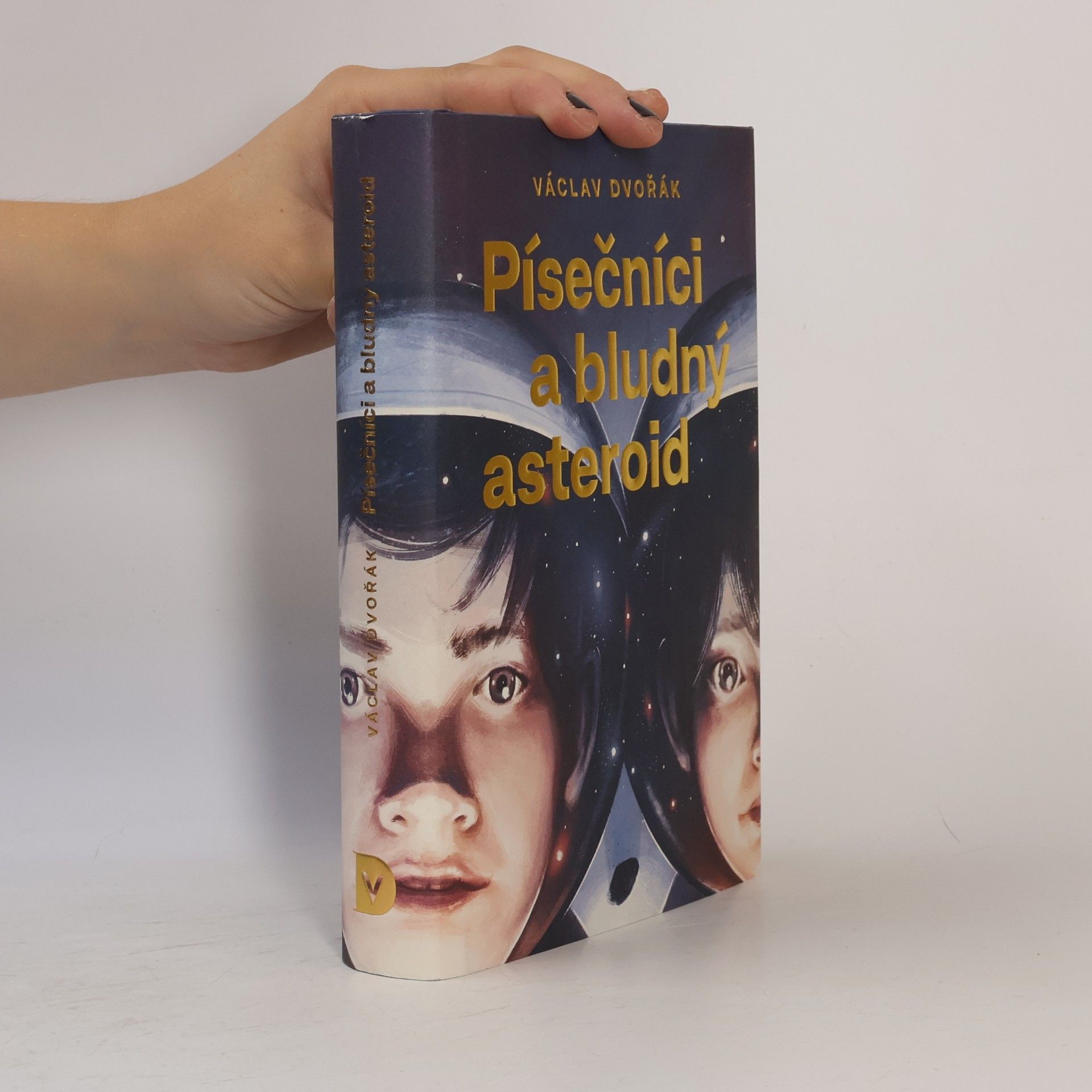 Václav Dvořák Písečníci a bludný asteroid