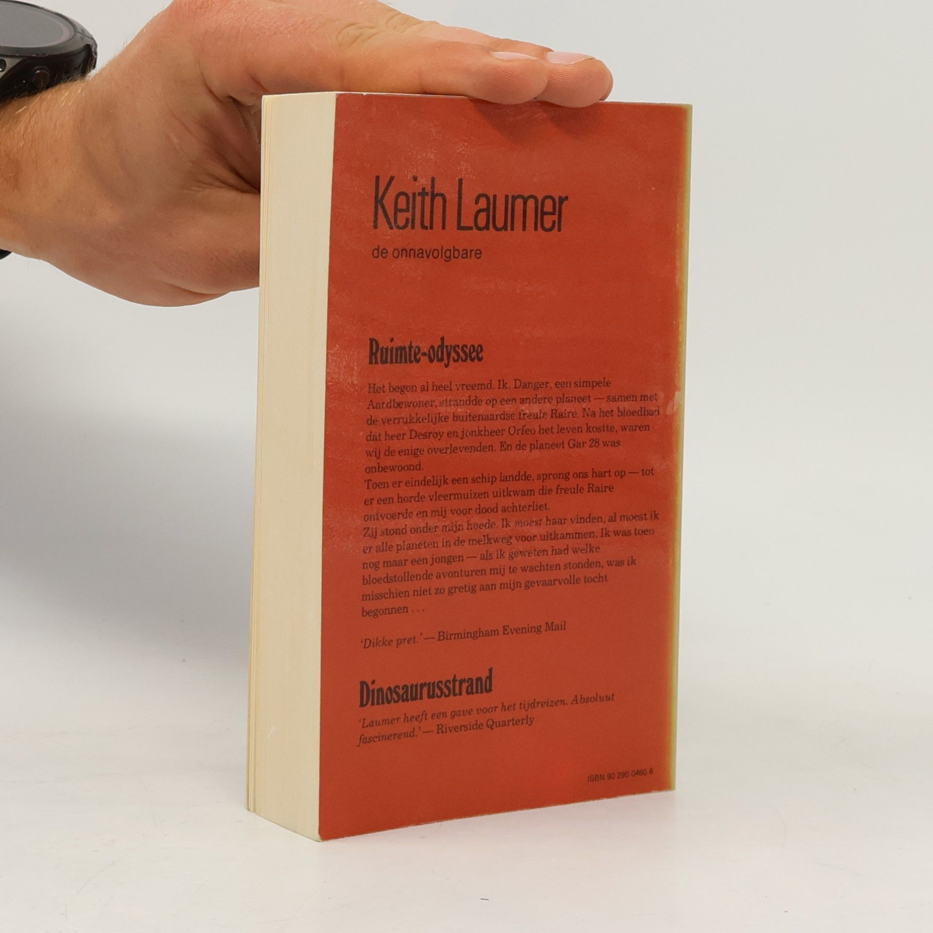 Keith Laumer Ruimte-odyssee, Dinosaurusstrand