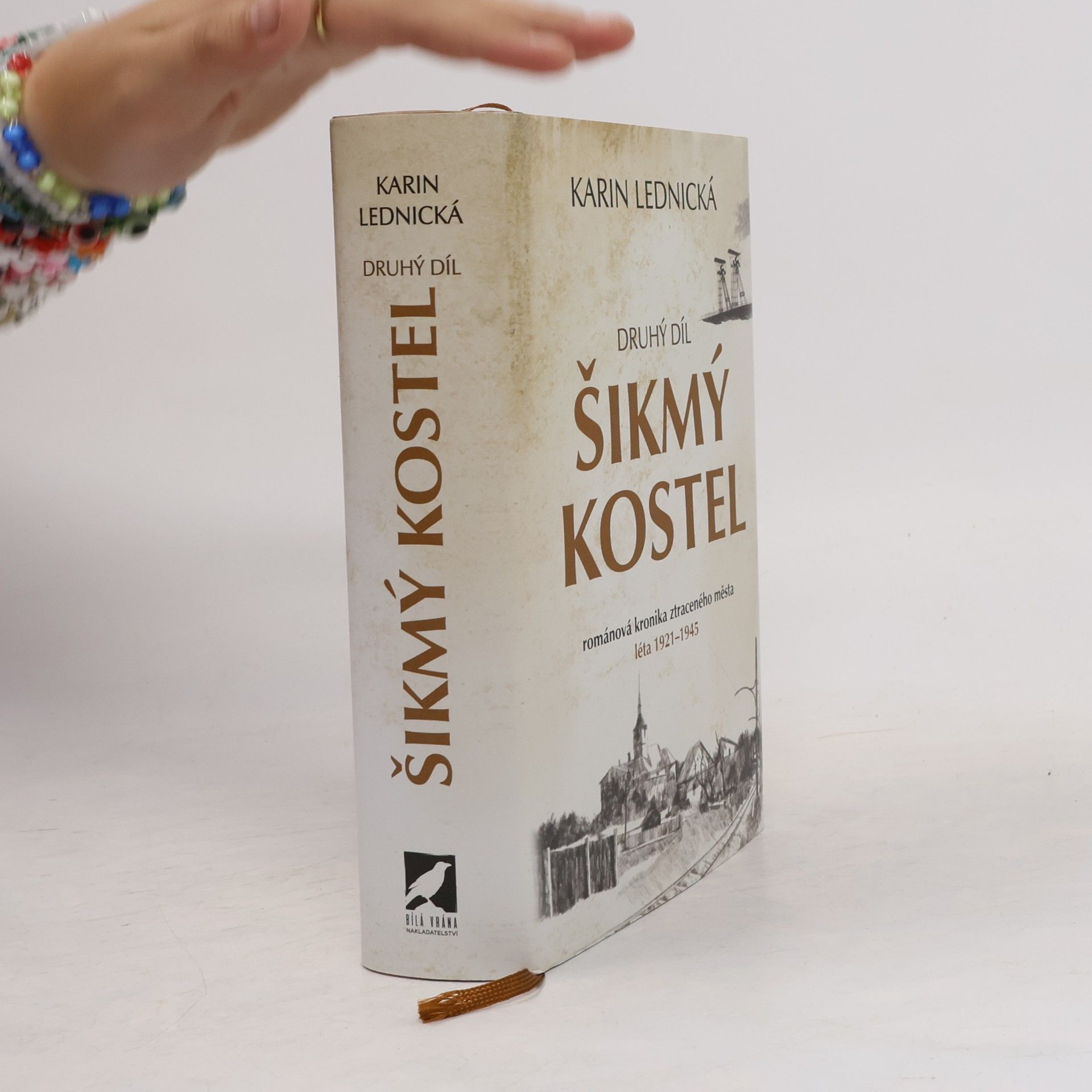 Karin Lednická Šikmý kostel 2