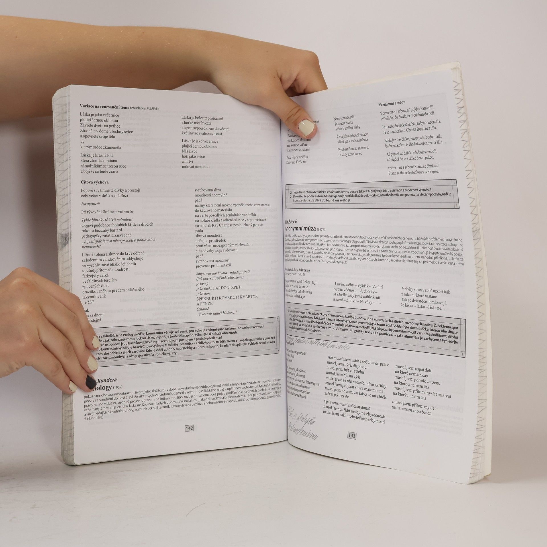 Marie Sochrová Čítanka k Literatuře v kostce IV.