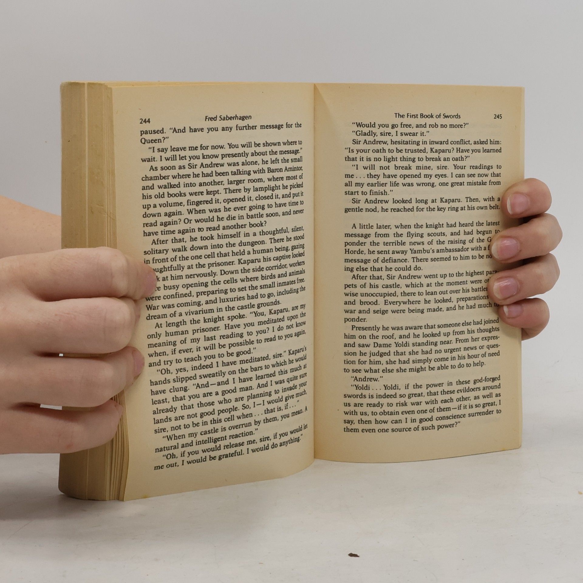 Fred Saberhagen The First Book of Swords
