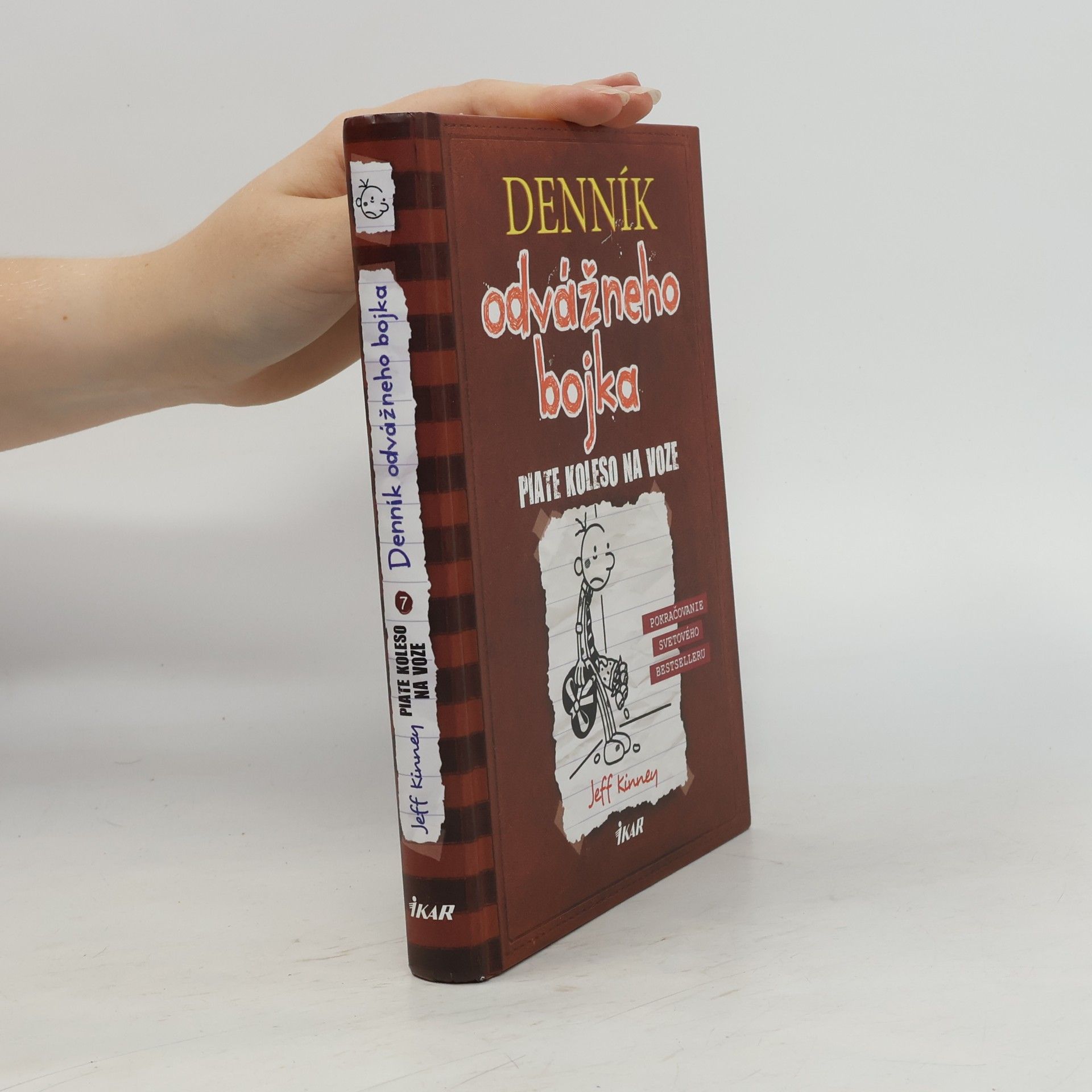 Jeff Kinney Denník odvážneho bojka 7. Piate koleso na voze