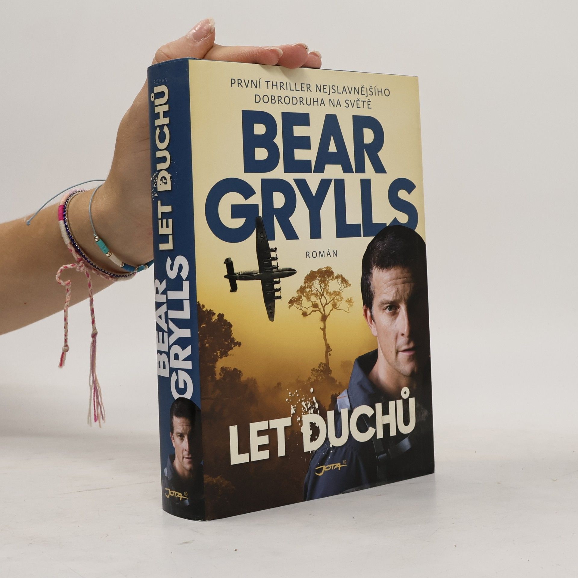 Bear Grylls Let duchů