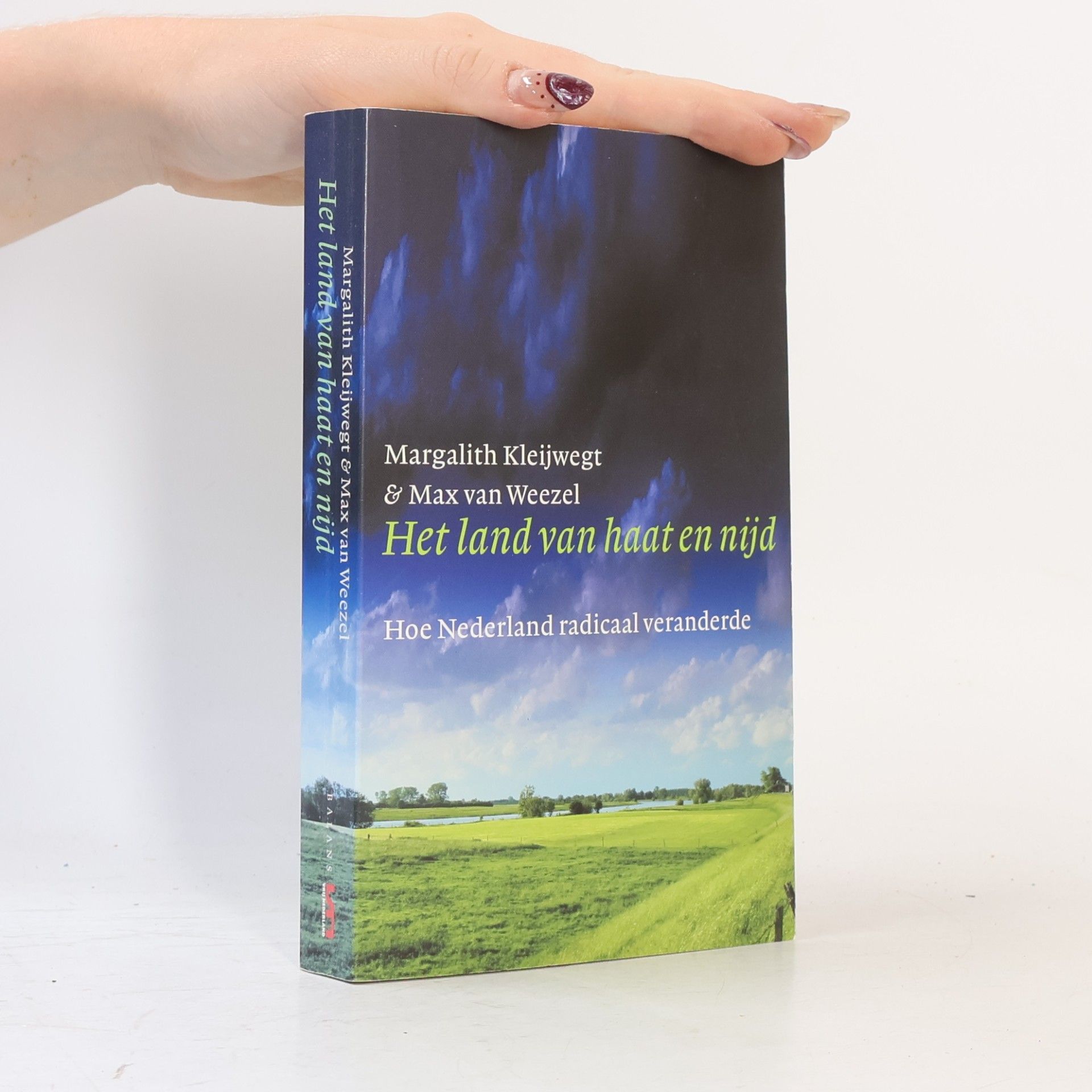 Max van Weezel Het land van haat en nijd