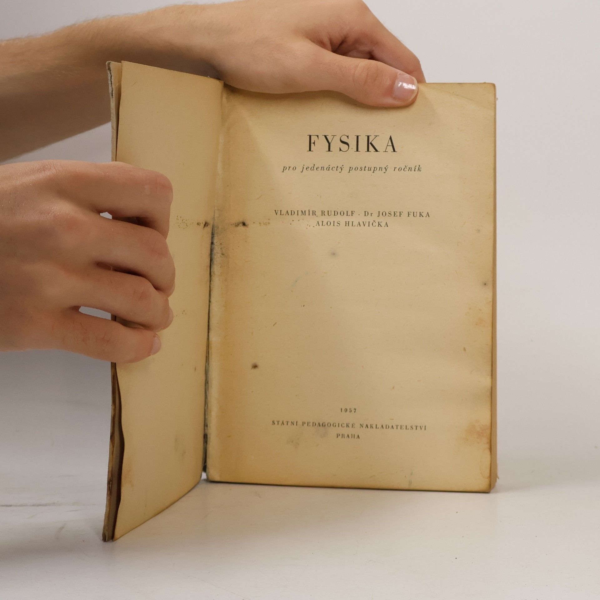 Vladimír Rudolf Fysika pro jedenáctý postupný ročník