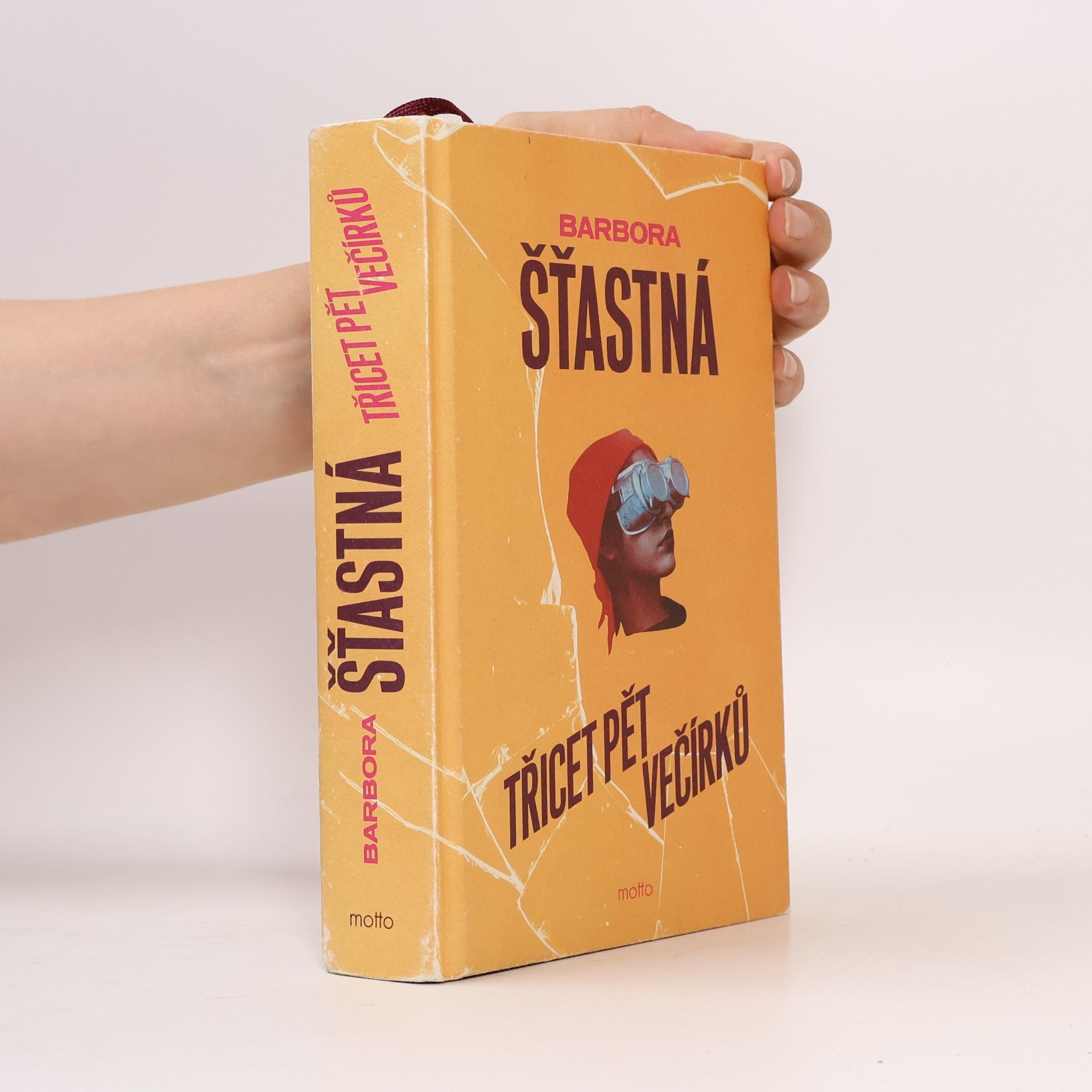 Barbora Šťastná Třicet pět večírků