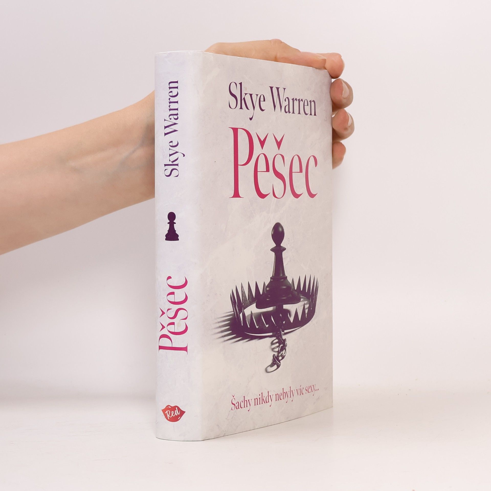 Skye Warren Pěšec