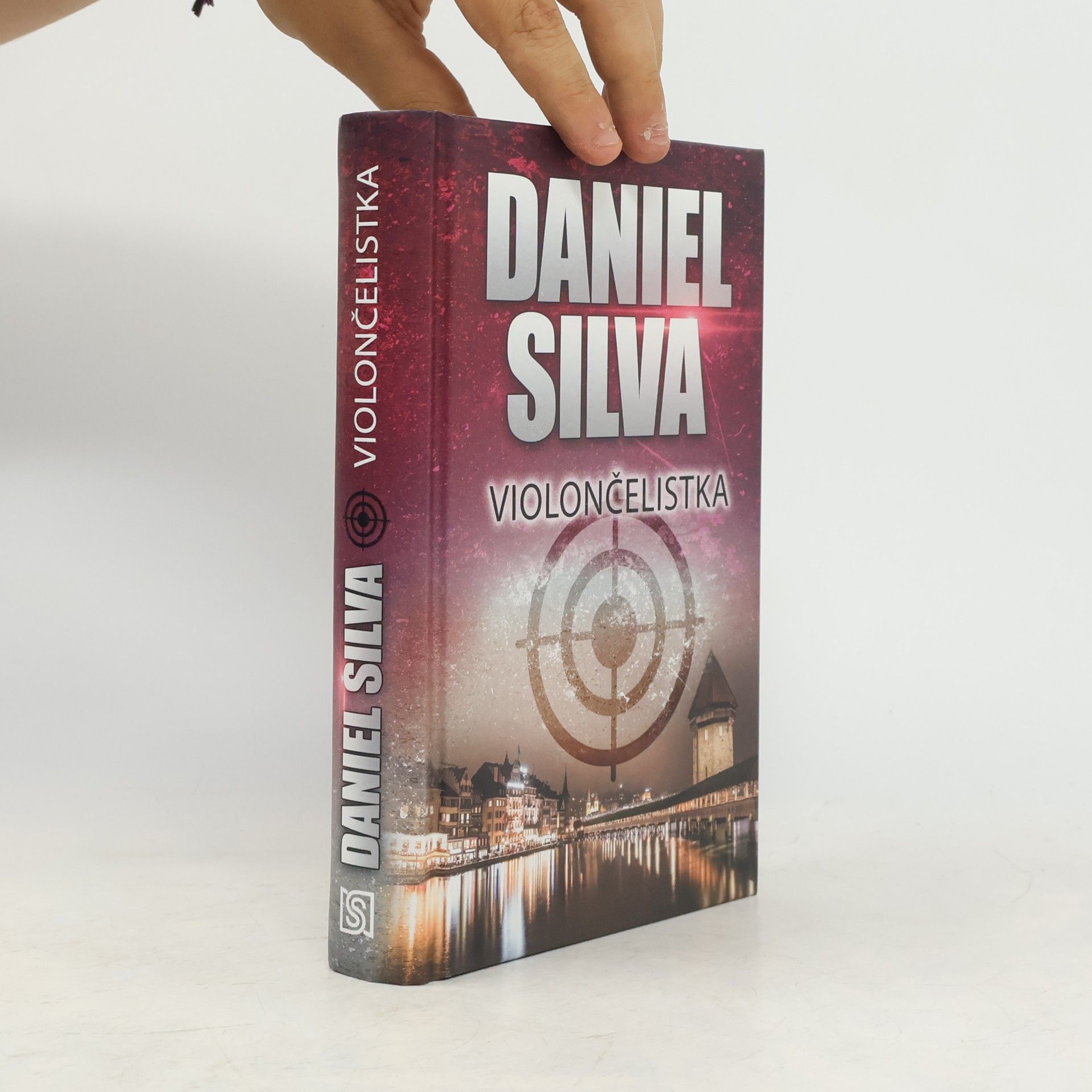 Daniel Silva Violončelistka