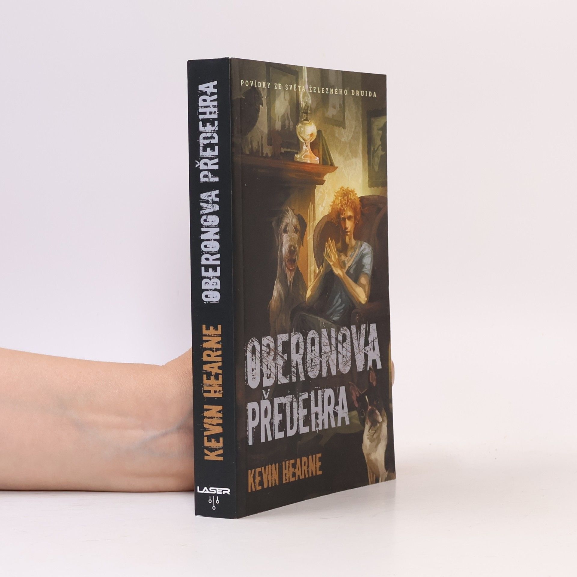 Kevin Hearne Oberonova předehra
