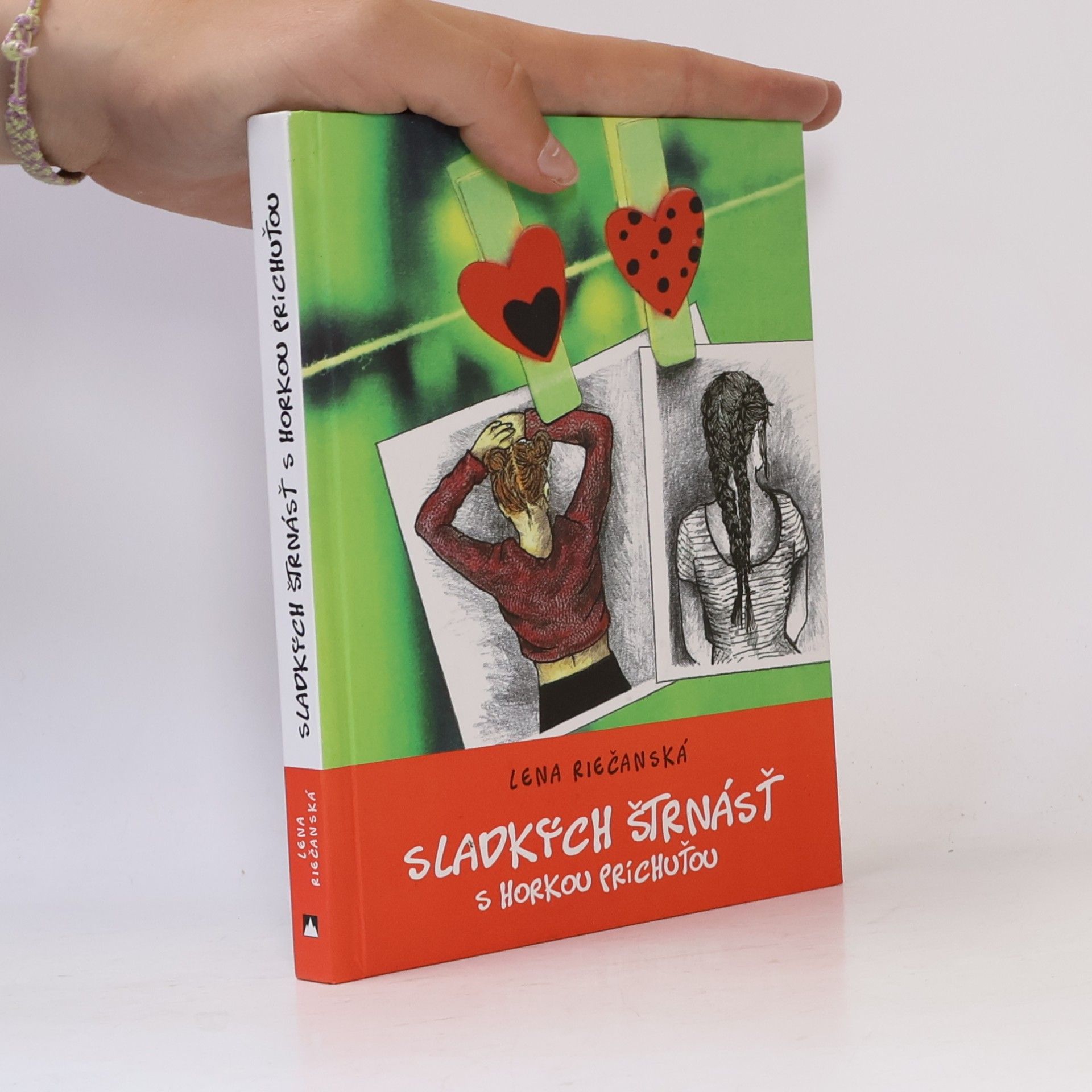 Lena Riečanská Sladkých štrnásť s horkou príchuťou