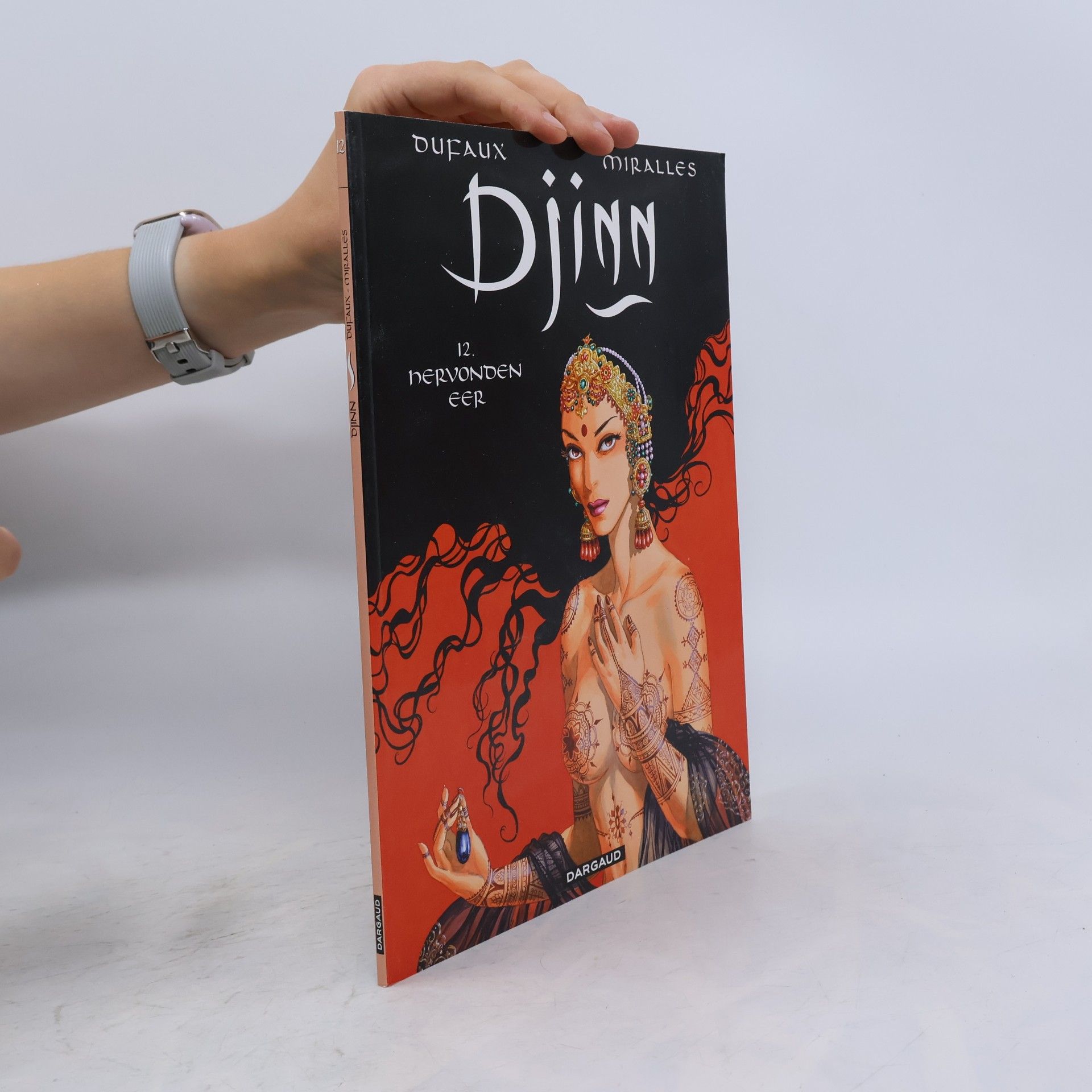 Djinn - 12: Hervonden eer