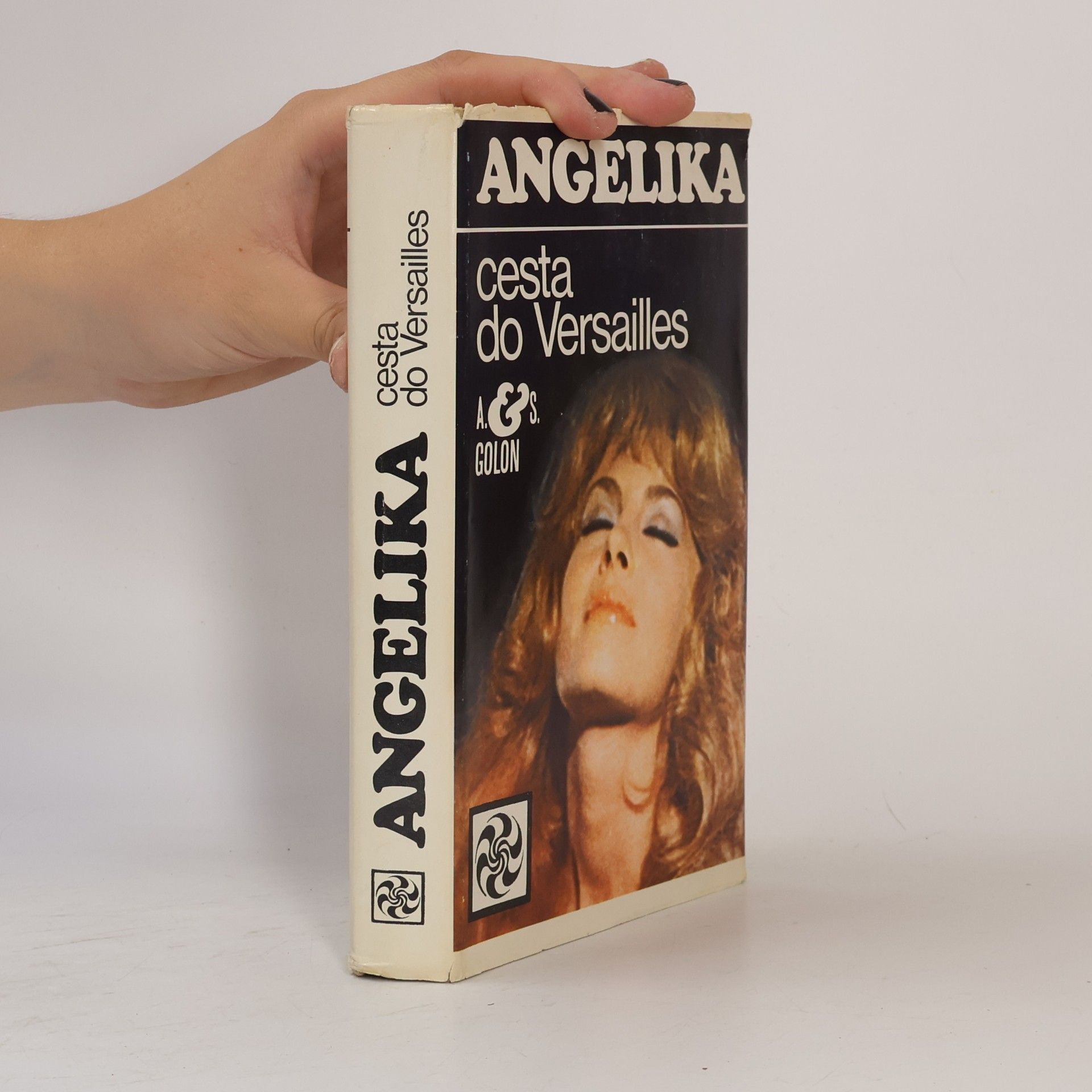 Anne Golon Angelika. Cesta do Versailles