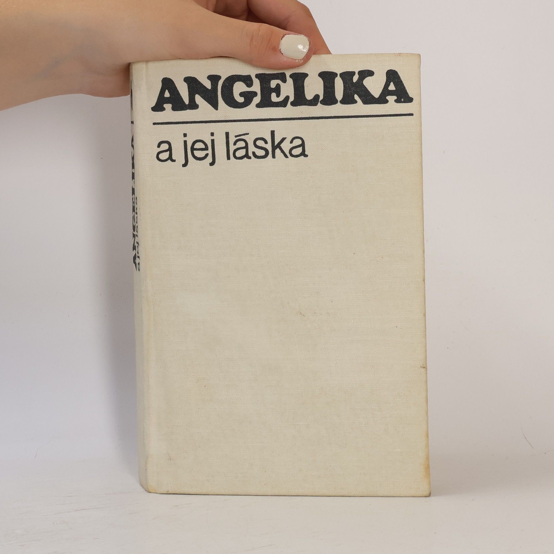Anne Golon Angelika 6. Angelika a jej láska