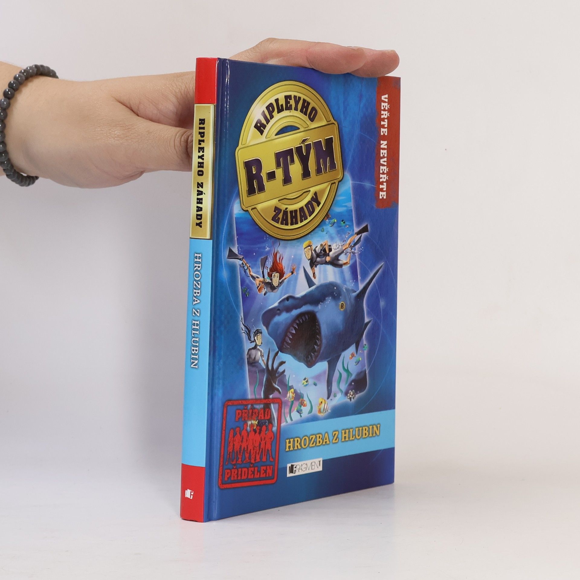 Autores varios Ripleyho záhady - R-tým. Hrozba z hlubin