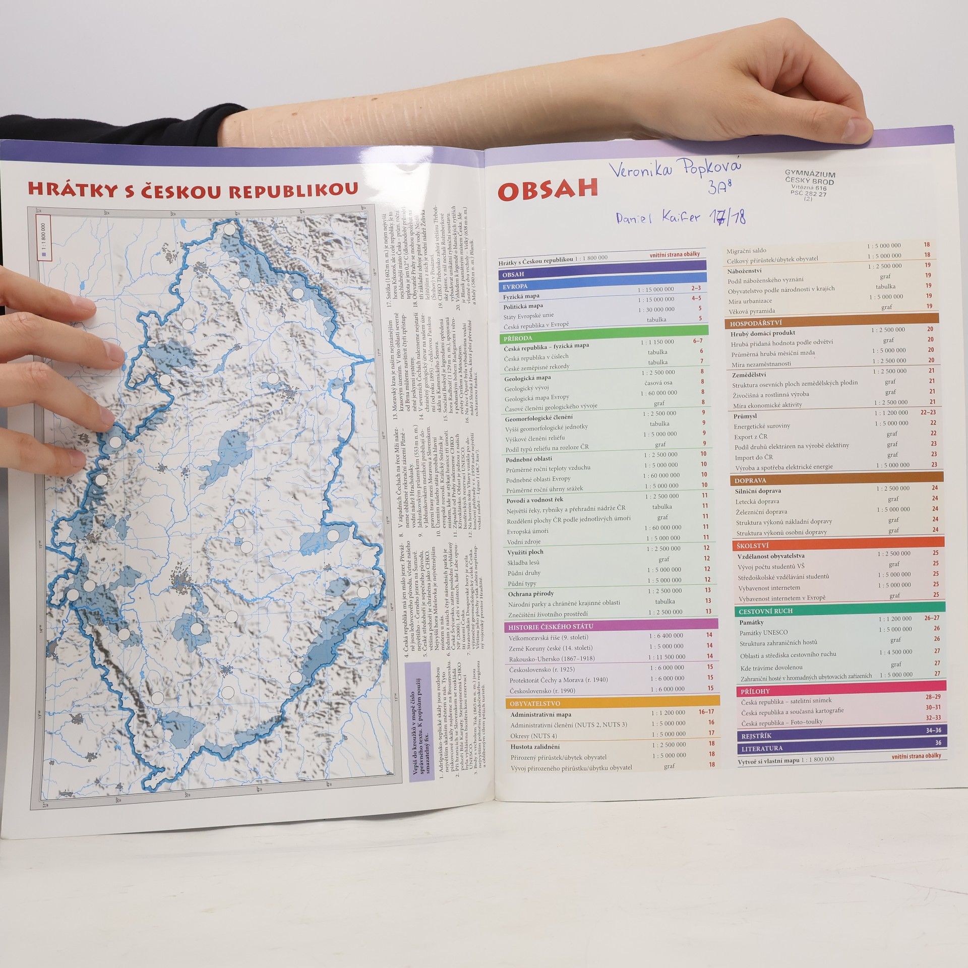 Auteurscollectief Česká republika školní atlas pro základní školy a víceletá gymnázia
