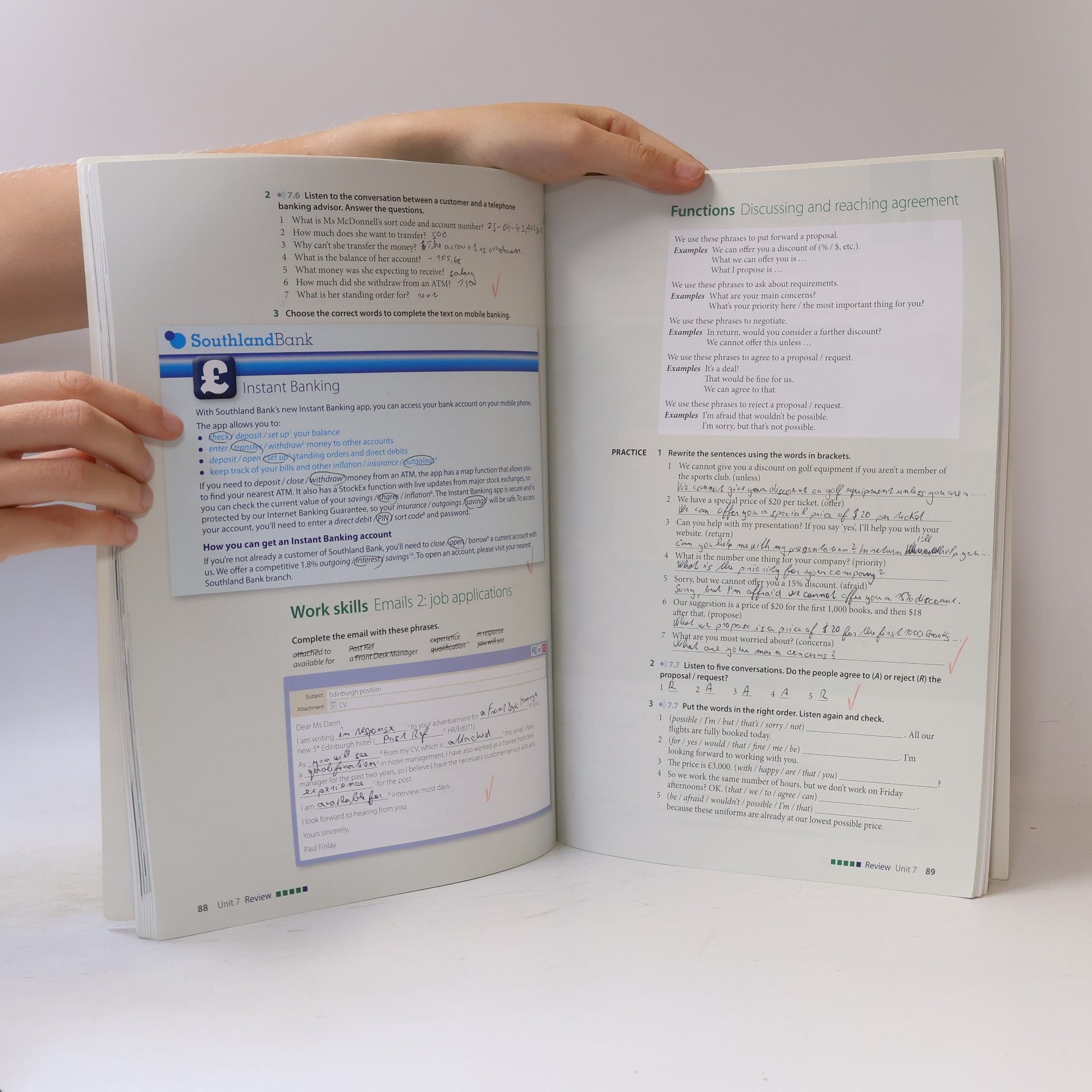 Keith Harding International Express - Intermediate Student's Book Pack